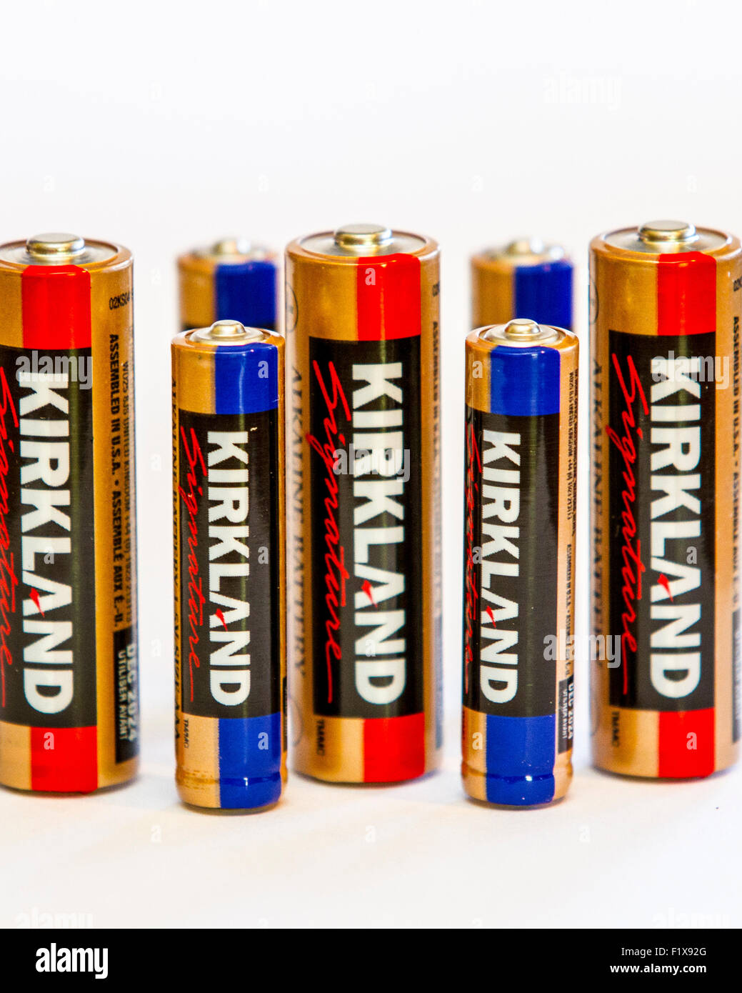 La marca de Costco de Kirkland baterías Fotografía de stock - Alamy