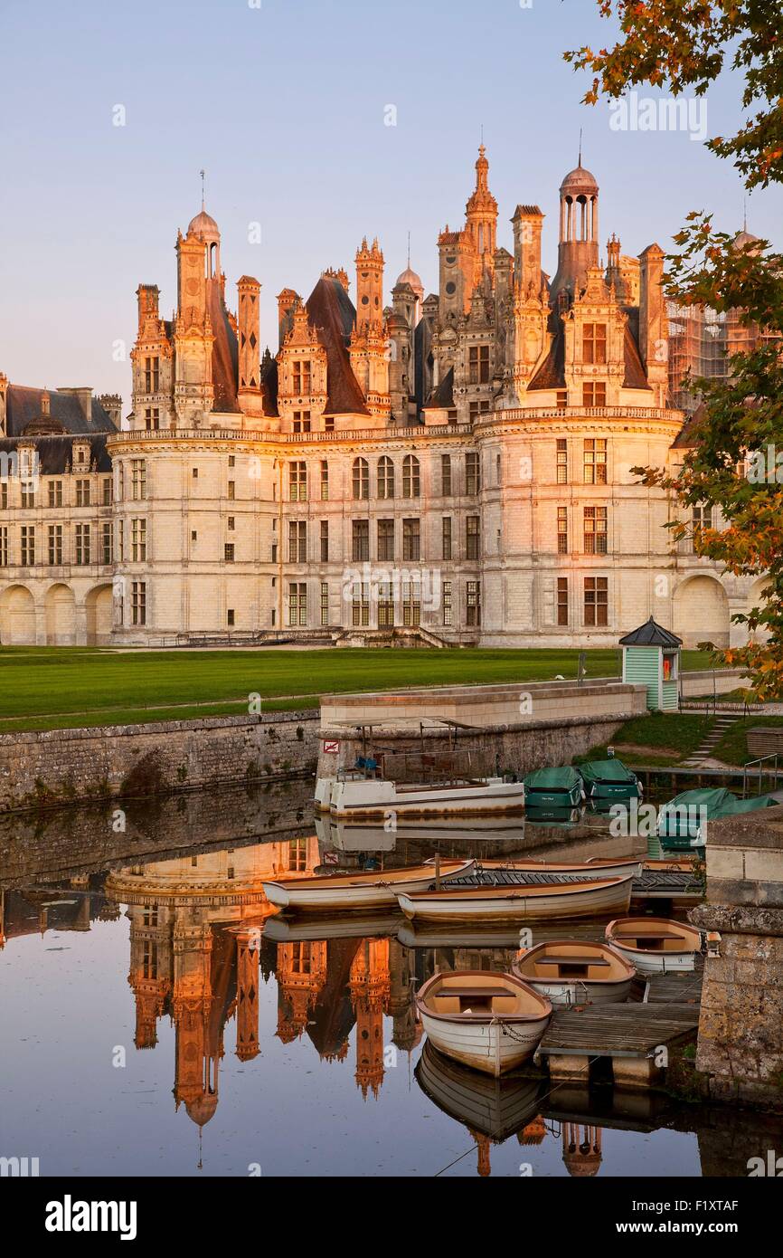 Francia, Loir et Cher, Valle del Loira, Chambord, château de Chambord listados como Patrimonio Mundial por la UNESCO, construido en el siglo XVI en estilo renacentista, Foto de stock