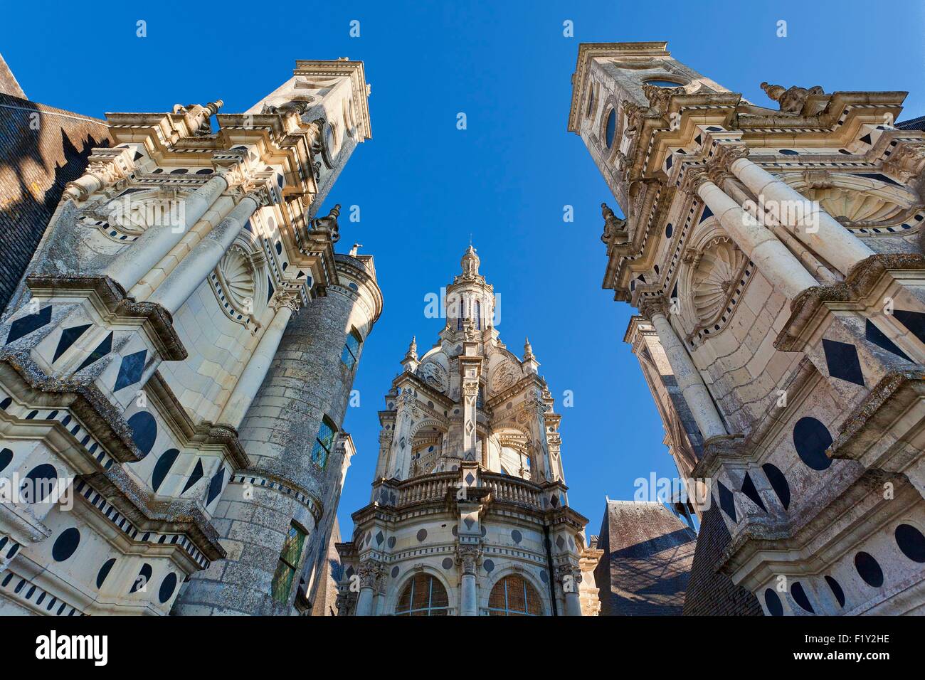 Francia, Loir et Cher, Valle del Loira, Chambord, château de Chambord listados como Patrimonio Mundial por la UNESCO, construido en el siglo XVI en estilo renacentista, Foto de stock