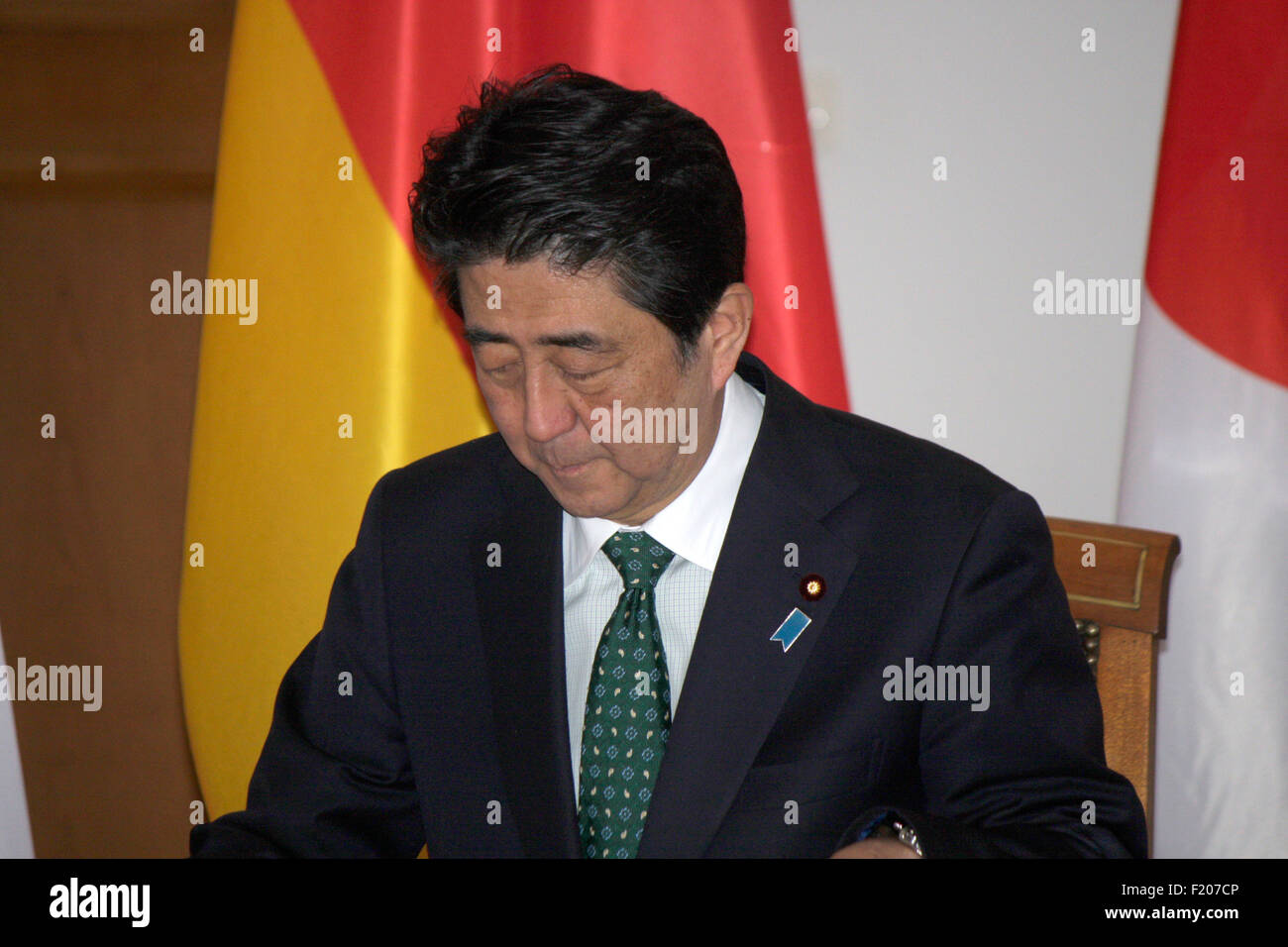 Shinzo Abe - Treffen des japanischen Ministerpraesidenten mit dem dt. Bundespraesidentne, Schloss Bellevue, 30. De abril de 2014, Berlín Foto de stock