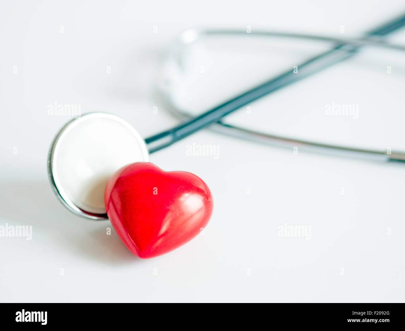 Stethoskop mit Herz Foto de stock