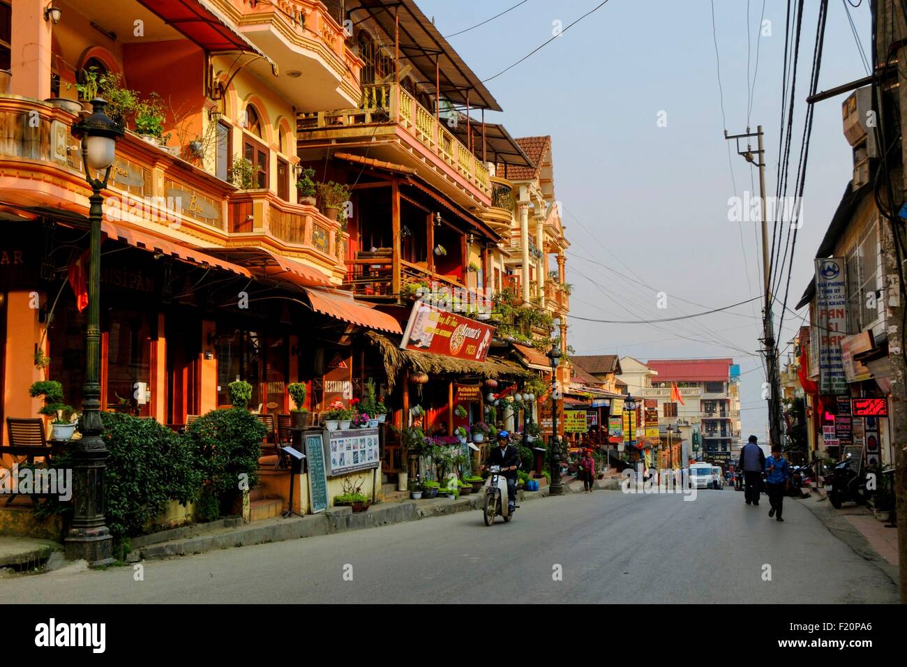 Vietnam, Sapa , la ciudad moderna Foto de stock