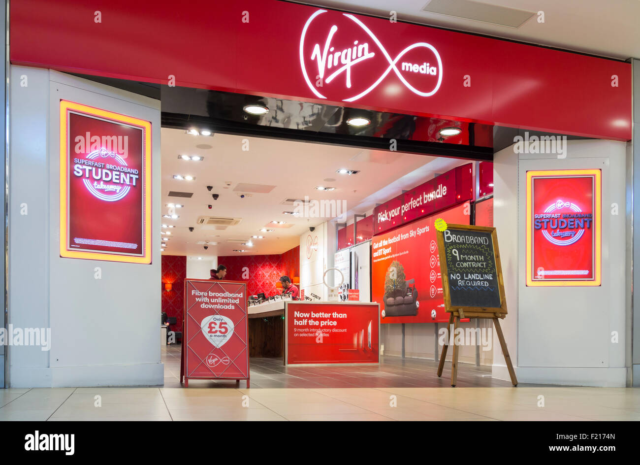 Virgin Media tienda en Eldon Square shopping center, Newcastle Upon Tyne,  Inglaterra, Reino Unido Fotografía de stock - Alamy
