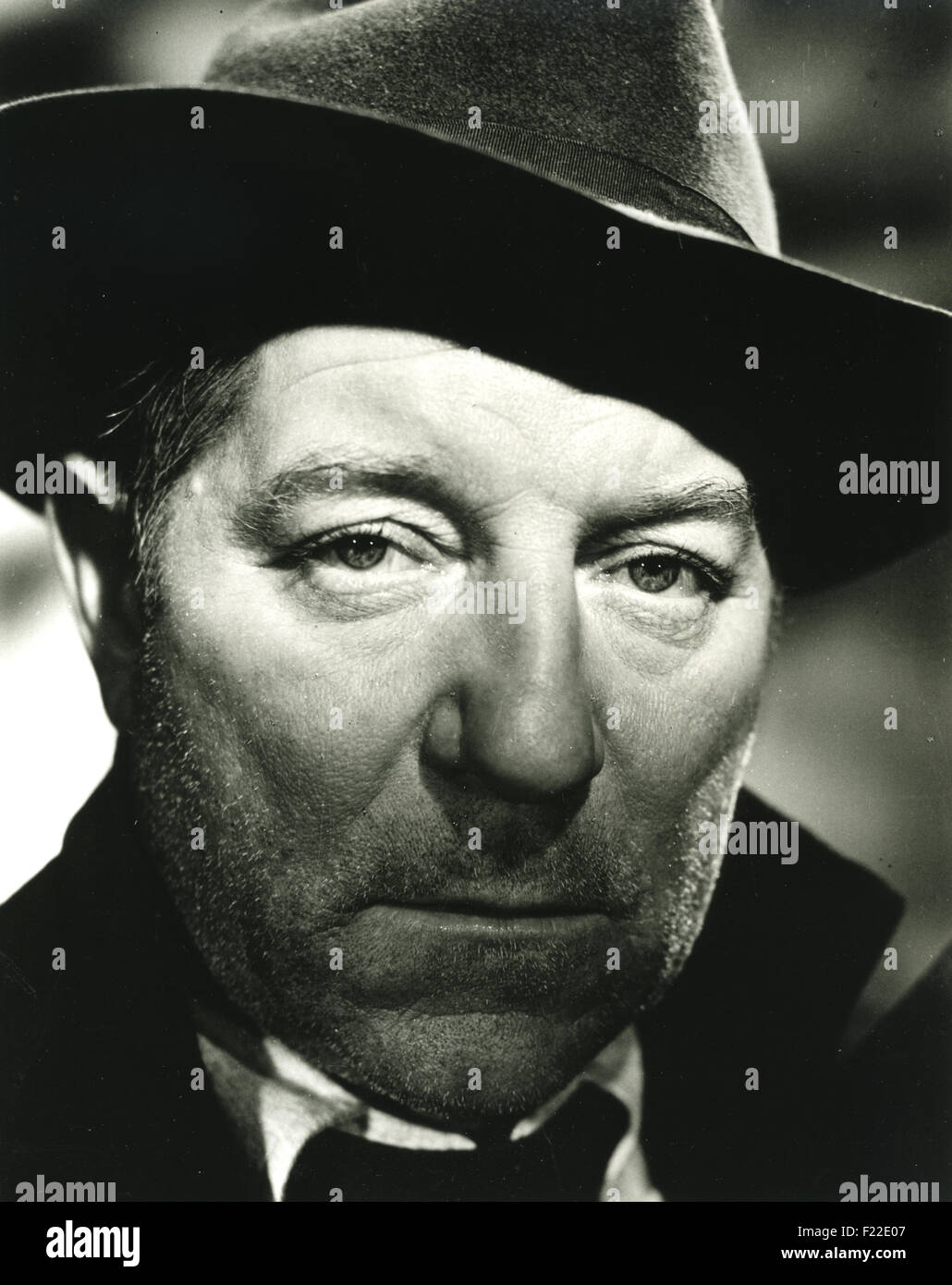 JEAN GABIN (1904-1976) foto promocional de la película francesa el actor y cantante Foto de stock