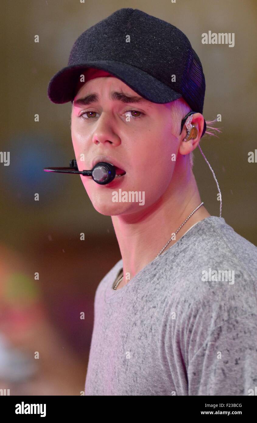 Nueva York, NY, EUA. 10 Sep, 2015. Justin Bieber en el escenario para NBC Today Show Concert con Justin Bieber, Rockefeller Plaza, Nueva York, NY el 10 de septiembre de 2015. © Kristin Callahan/Everett Collection/Alamy Live News Foto de stock
