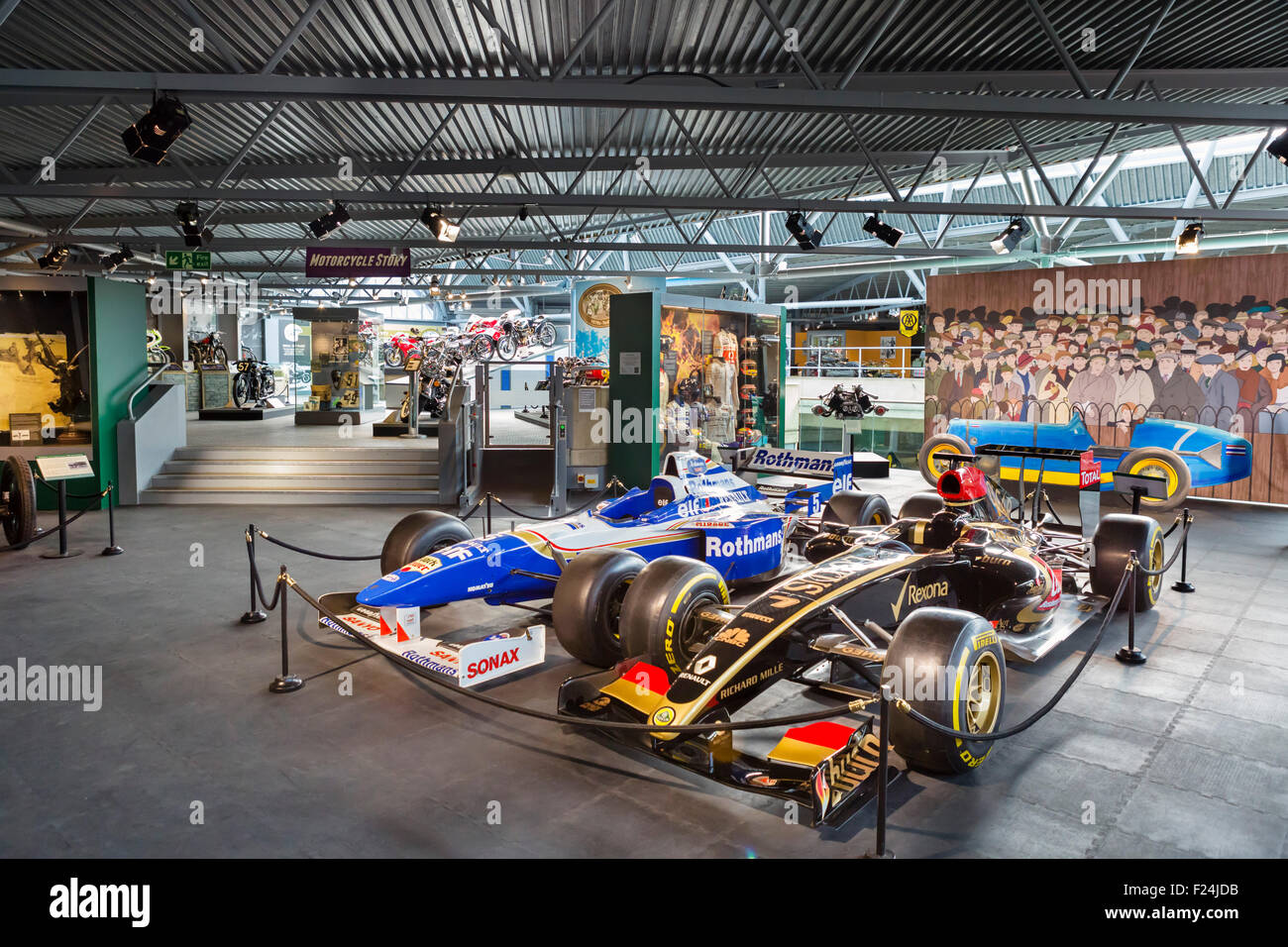 Los coches de carreras de Fórmula 1 en exhibición en el Museo Nacional de motores, Beaulieu, Hampshire, Inglaterra Foto de stock
