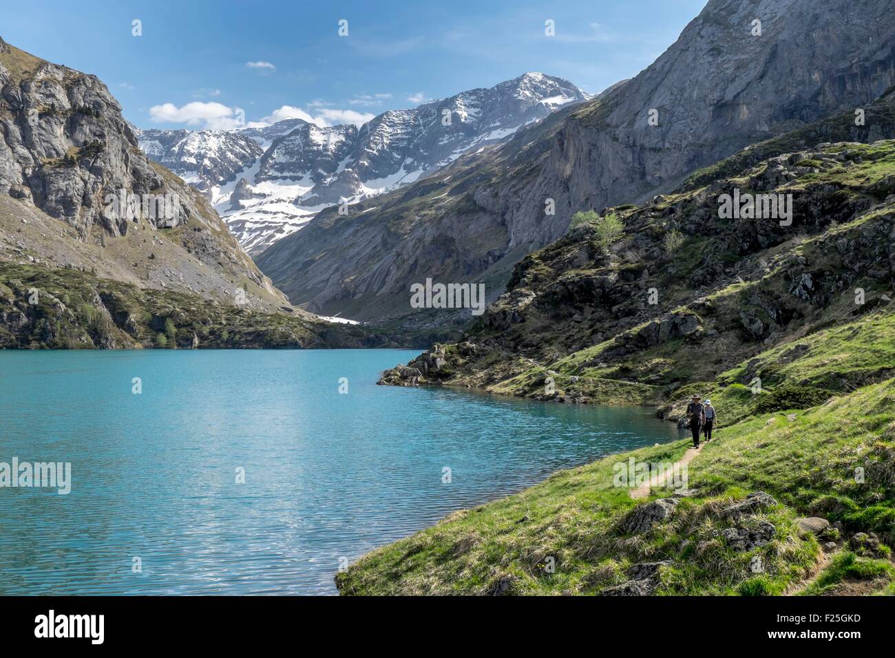 Francia, Hautes Pyrenees, Gedre, Cirque d'Estaubé valle, el lago Gloriettes, Parc National des Pyrenees (Parque Nacional de los Pirineos) Foto de stock