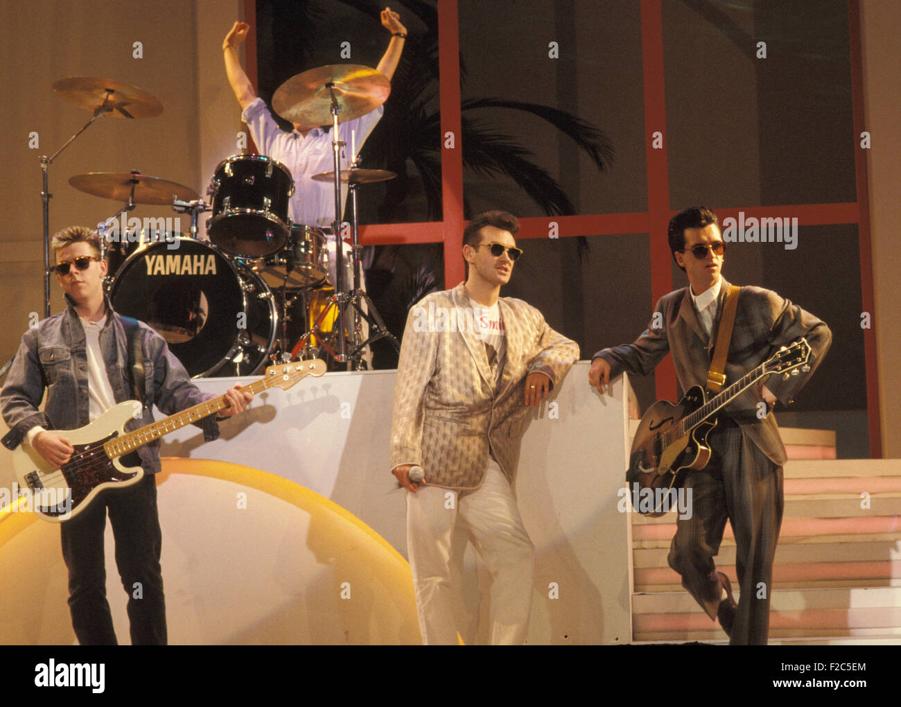 Grupo de pop británico The Smiths en febrero de 1987 en el Festival de Música de San Remo Foto de stock