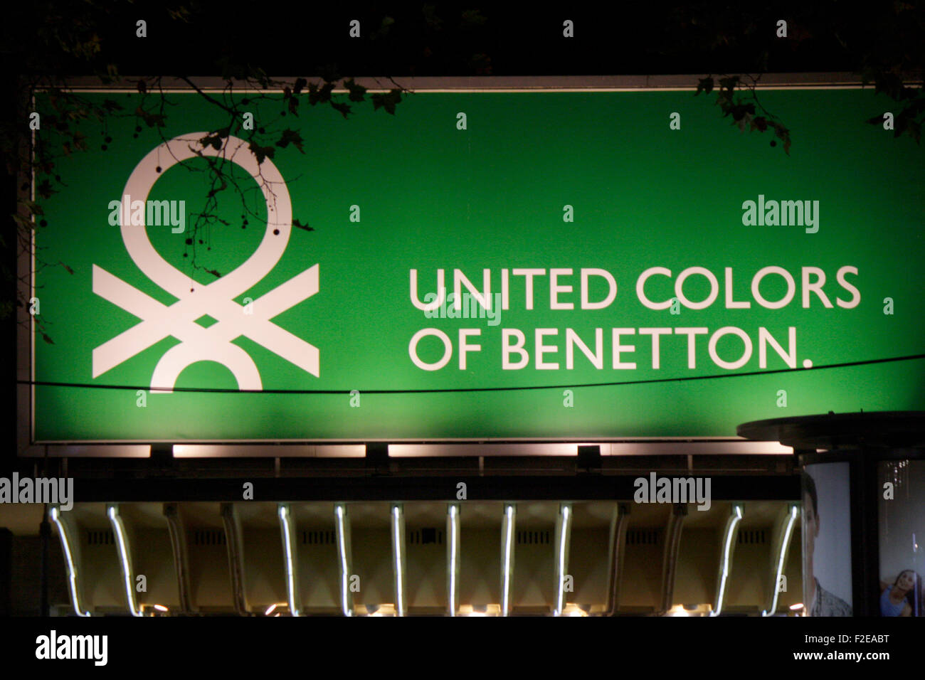 Noviembre 2013 - Berlín: marcas: el logo de la compañía de ropa 'Benetton',  de Berlín Fotografía de stock - Alamy