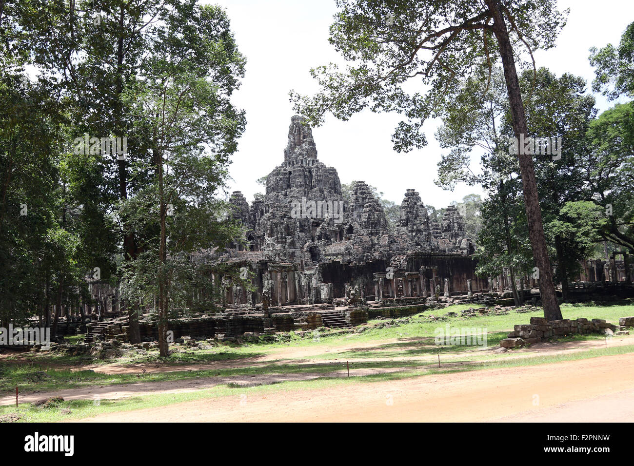 Angkor Thom Angkor Wat templo cerca de sitios turísticos Foto de stock
