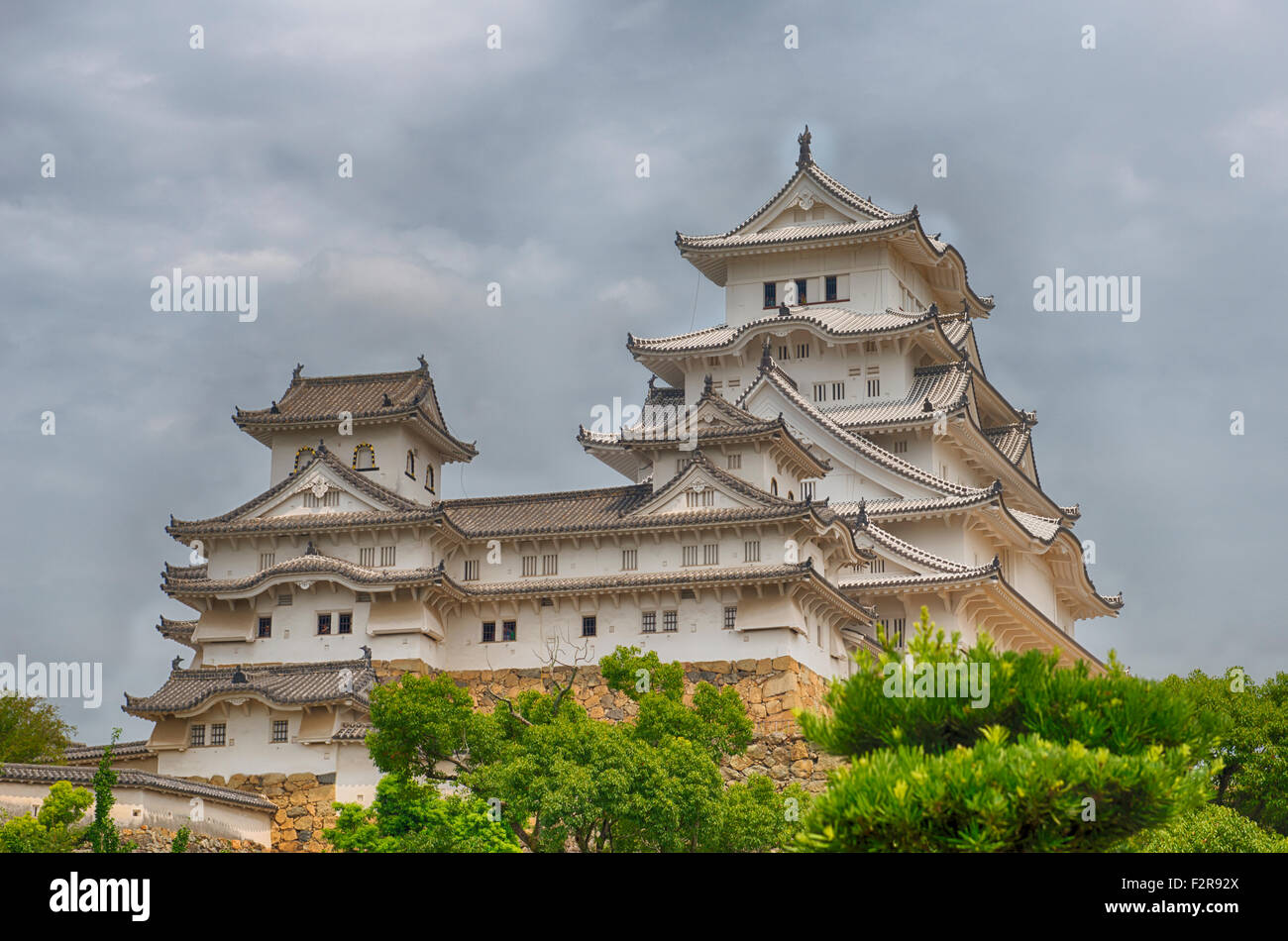 El Castillo de Himeji, Japón es uno de los sitios de Patrimonio Mundial de la UNESCO Foto de stock