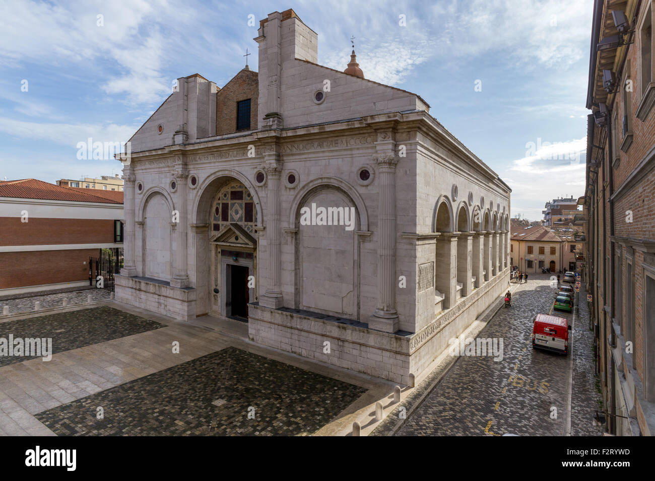 El Tempio Malatestiano Iglesia RIMINI ITALIA Foto de stock