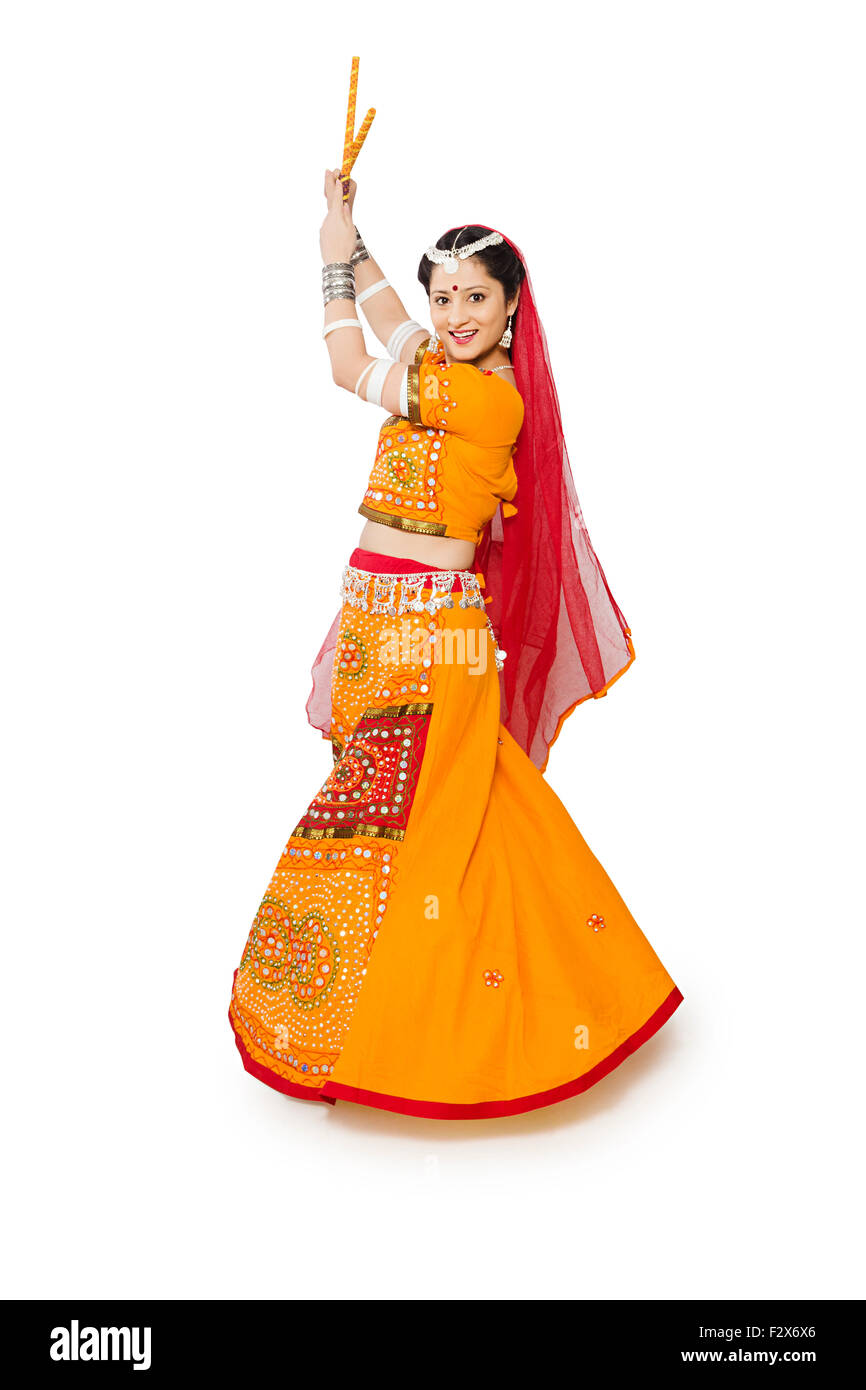 Rajasthani woman dancing Imágenes recortadas de stock Alamy