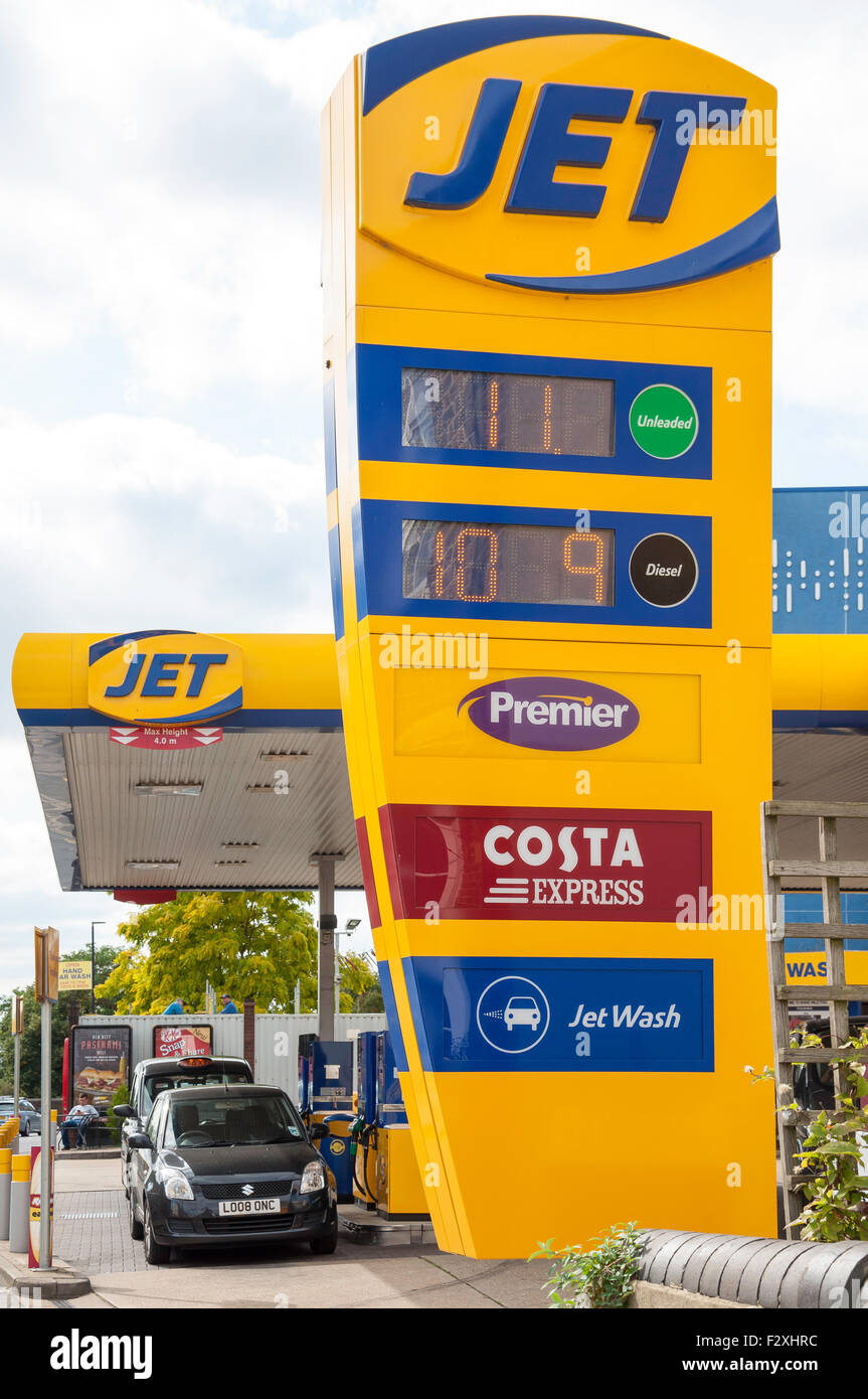La gasolinera Jet, High Street, Brentford, Municipio de Hounslow Greater London, England, Reino Unido Foto de stock
