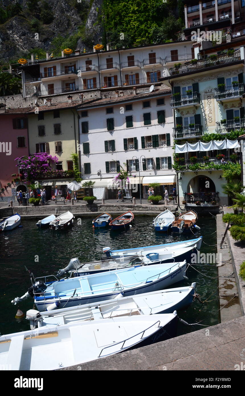 El rival del Garda Lago de Garda, Italia Foto de stock