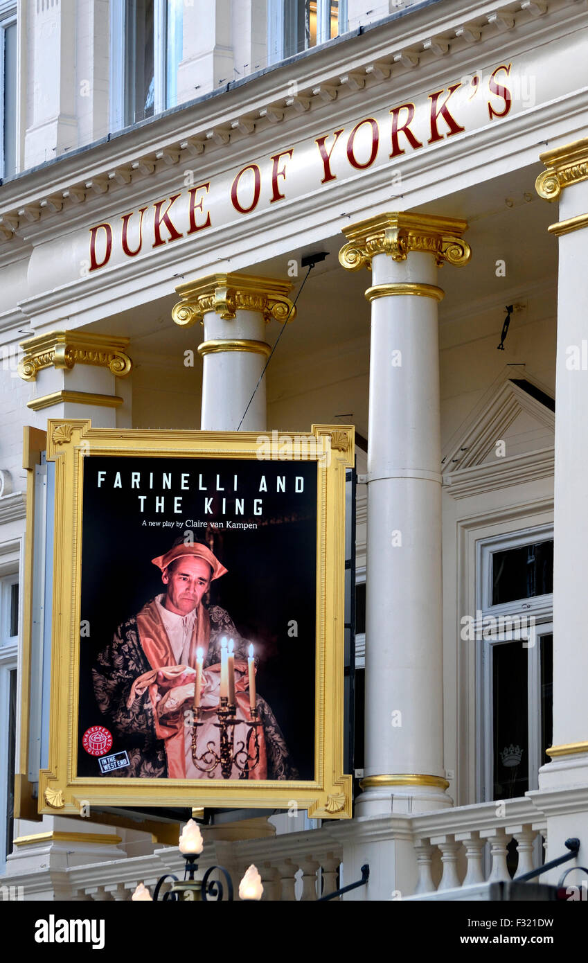 Londres, Inglaterra, Reino Unido. Farinelli y el Rey (por Claire van Kampen / protagonizada por Mark Rylance) en el Duke of York's Theatre Foto de stock