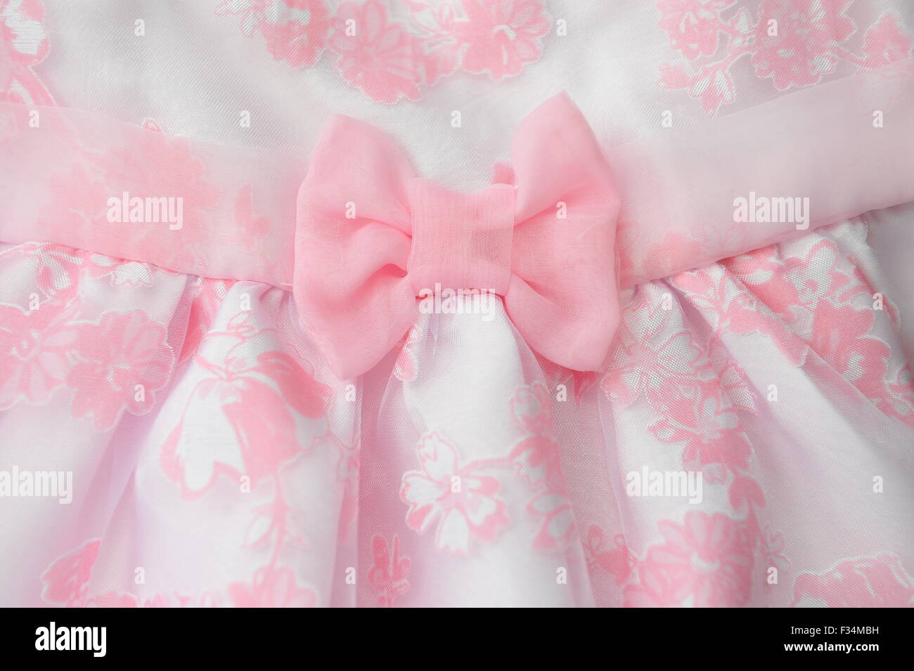 Vestido de color rosa fotografías e imágenes de alta resolución - Alamy
