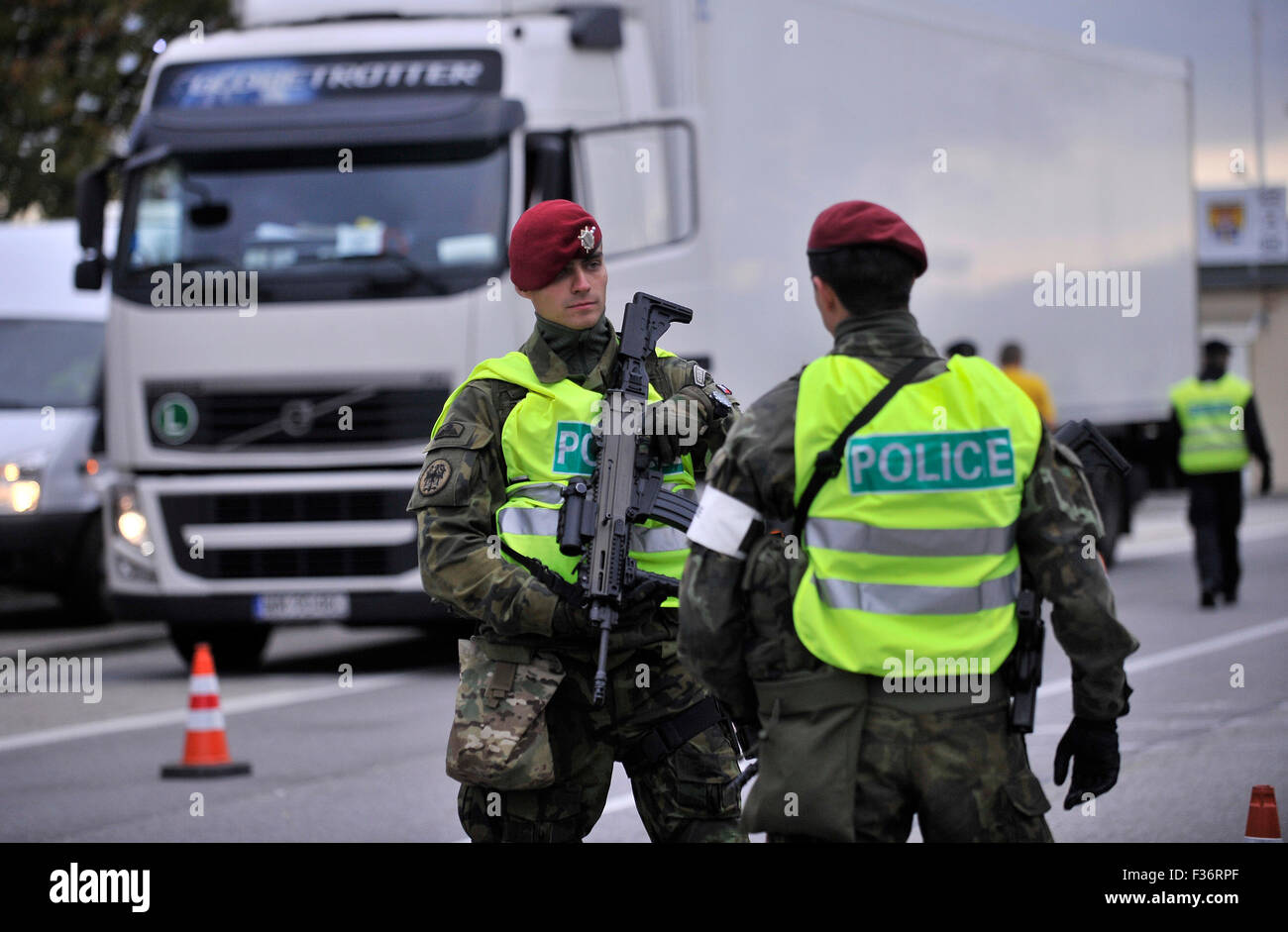Cantina Militar Fotos e Imágenes de stock - Página 4 - Alamy