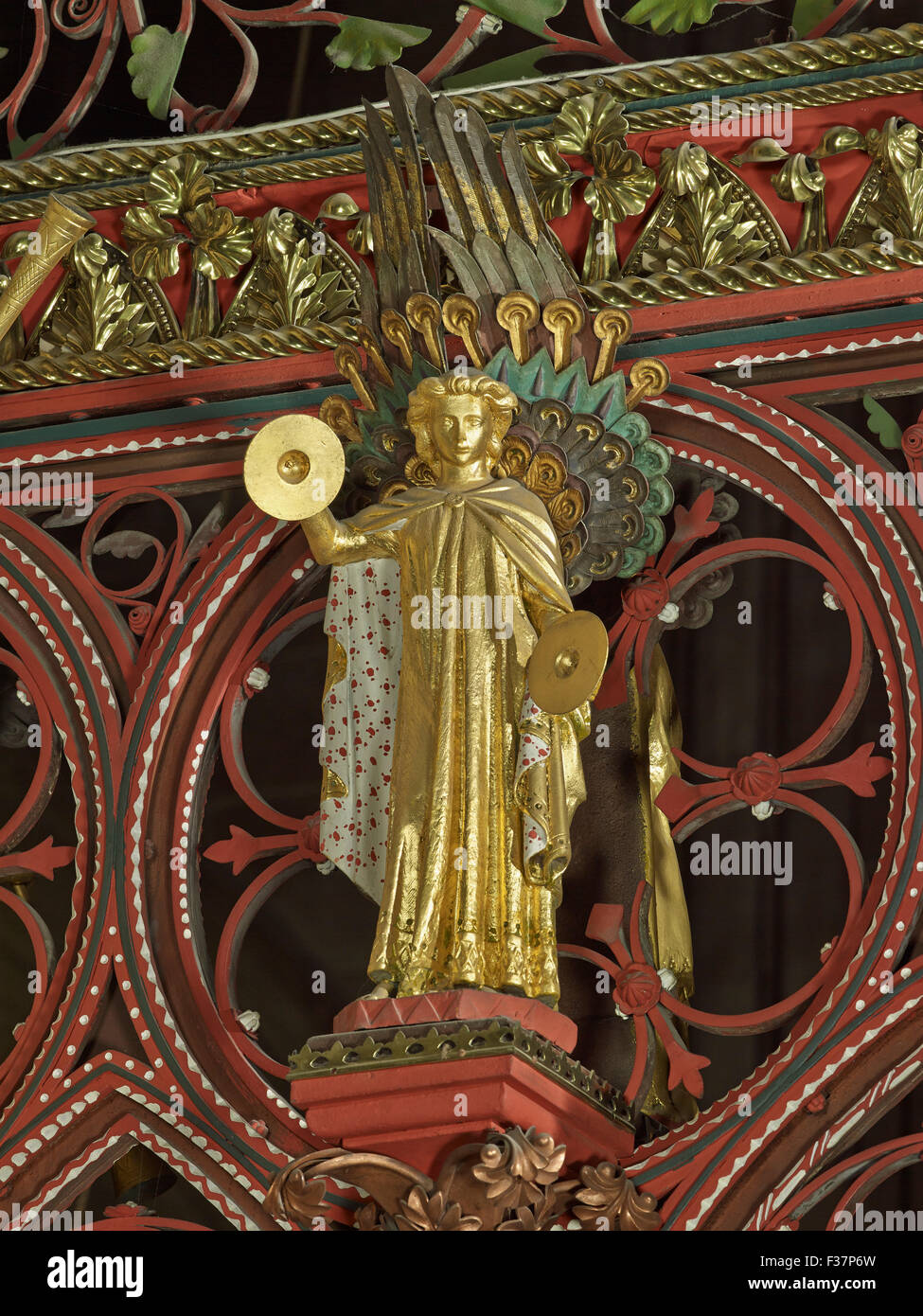 Lichfield Cathedral, coro ángel de la pantalla Foto de stock