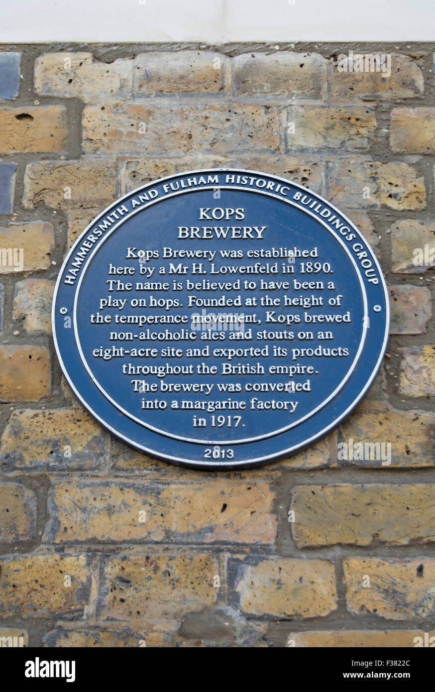 Edificios históricos en Hammersmith and Fulham placa grupo marcando el