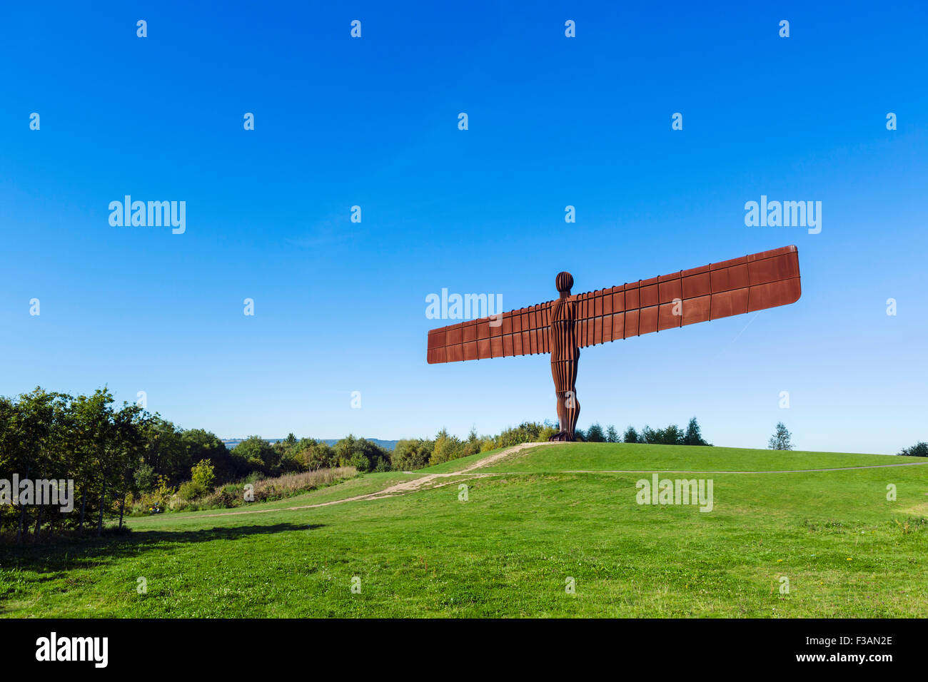 El Ángel del Norte escultura de Antony Gormley, Gateshead, Tyne y desgaste, al Noreste de Inglaterra, Reino Unido. Foto de stock