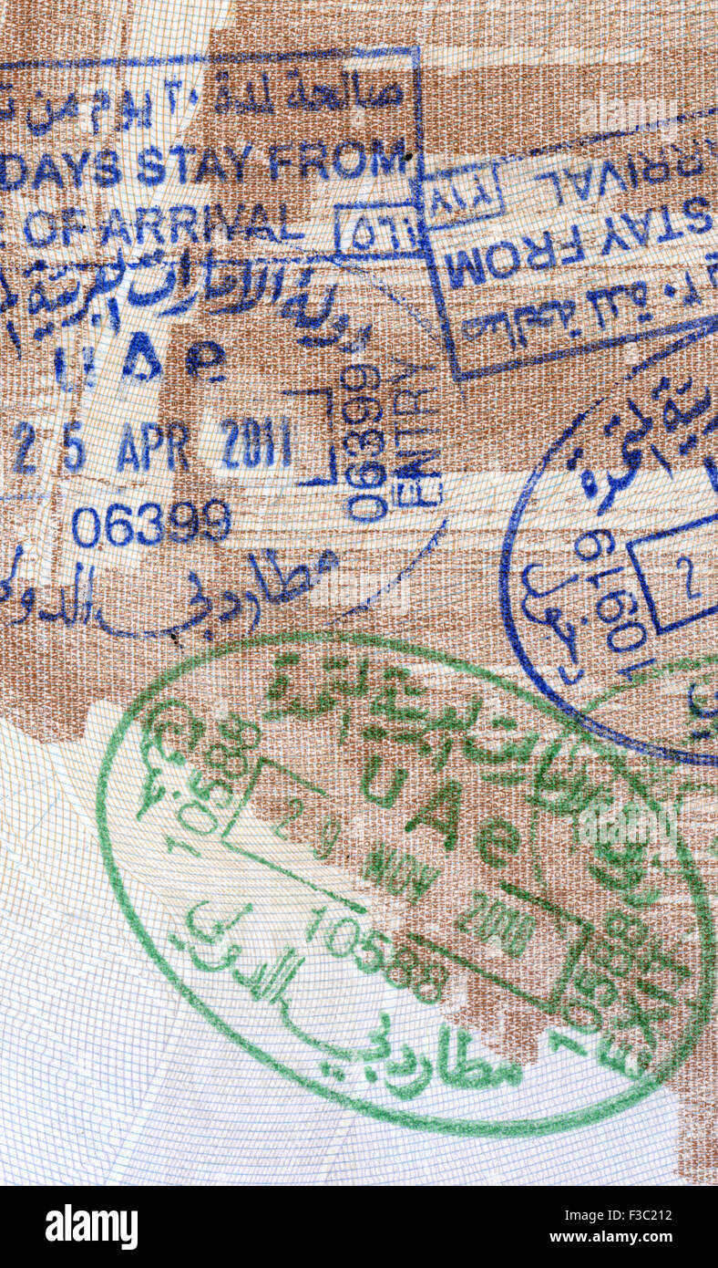 Visado de entrada y salida - La inmigración llegada sellos de pasaporte griego Foto de stock