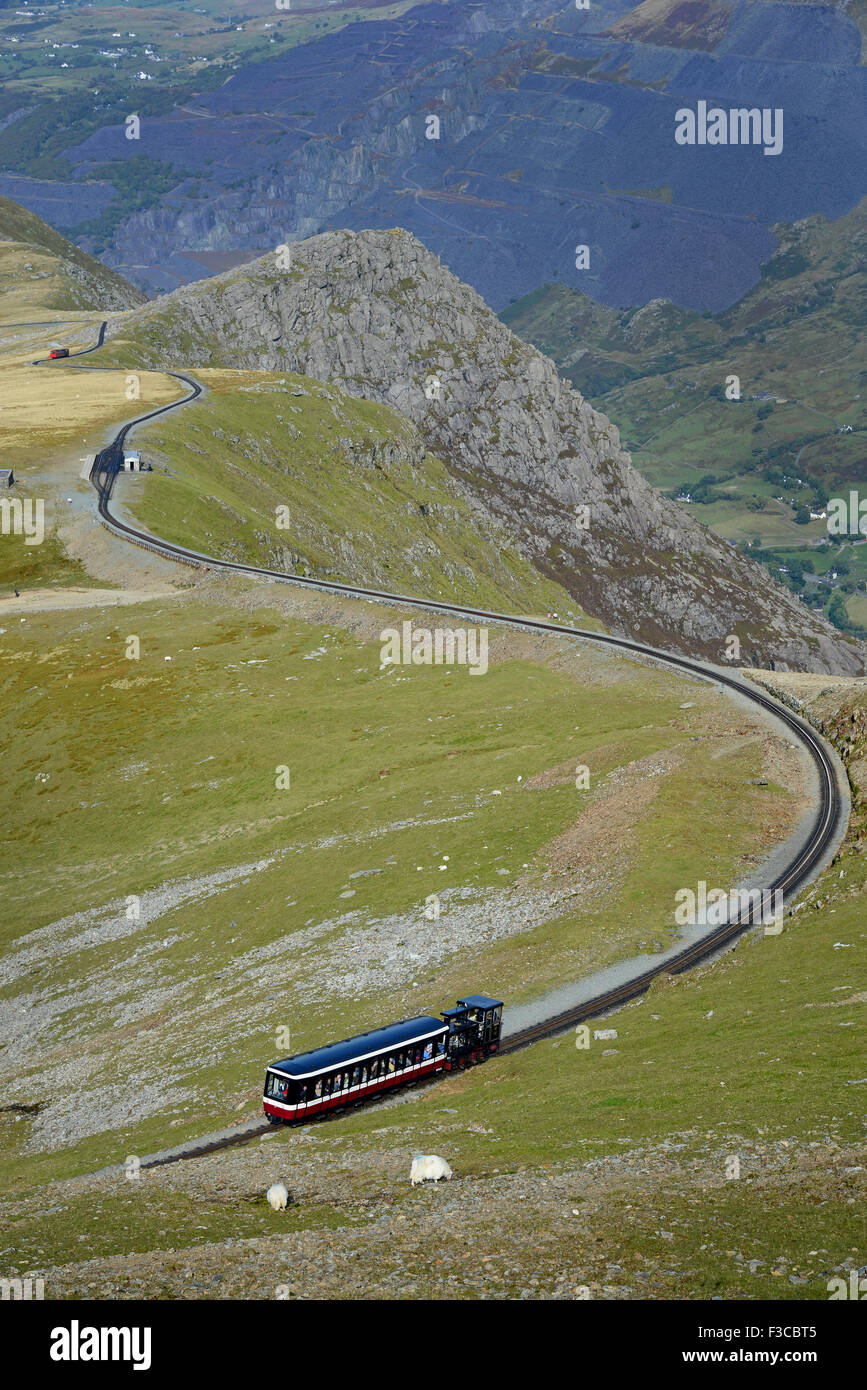 Snowdonia tren de montaña en Gwynedd, Gales del Norte Foto de stock