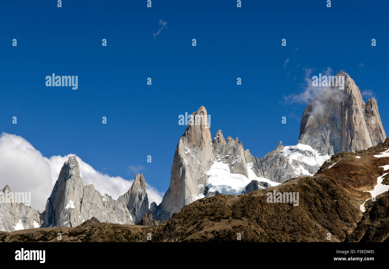 Monte Fitz Roy al amanecer, El Chalten, Patagonia Argentina, Sudamérica Foto de stock
