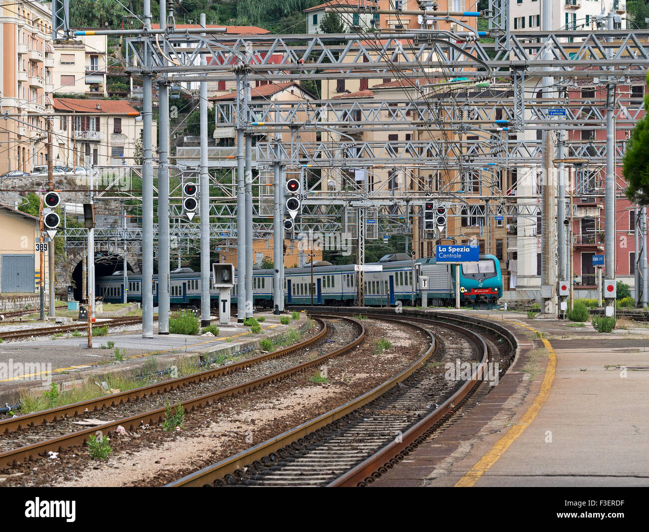 Tren la spezia fotografías e imágenes de alta resolución Alamy
