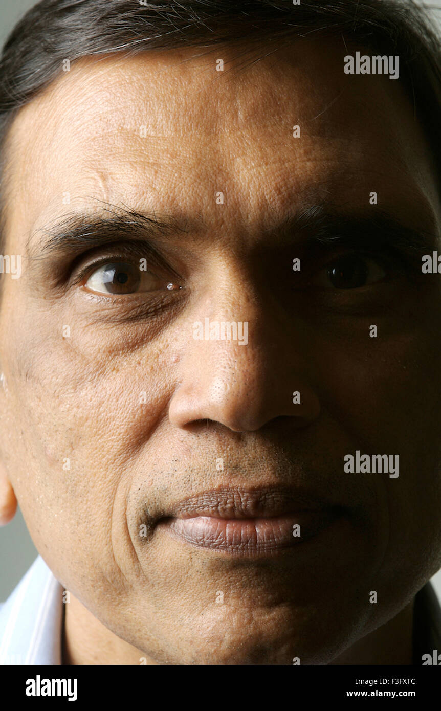 Retrato del fotógrafo Jagdish Agarwal fundador de Dinodia Fototeca Mumbai, India - modelo liberado Foto de stock