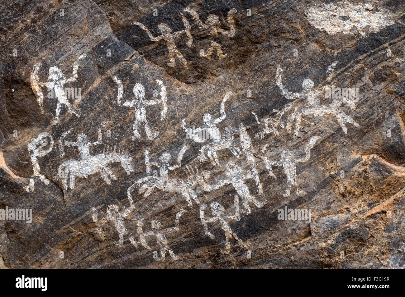 Pinturas rupestres en Porivarai en Nilgiris Karikkiyoor ; ; ; de Tamil Nadu, India Foto de stock