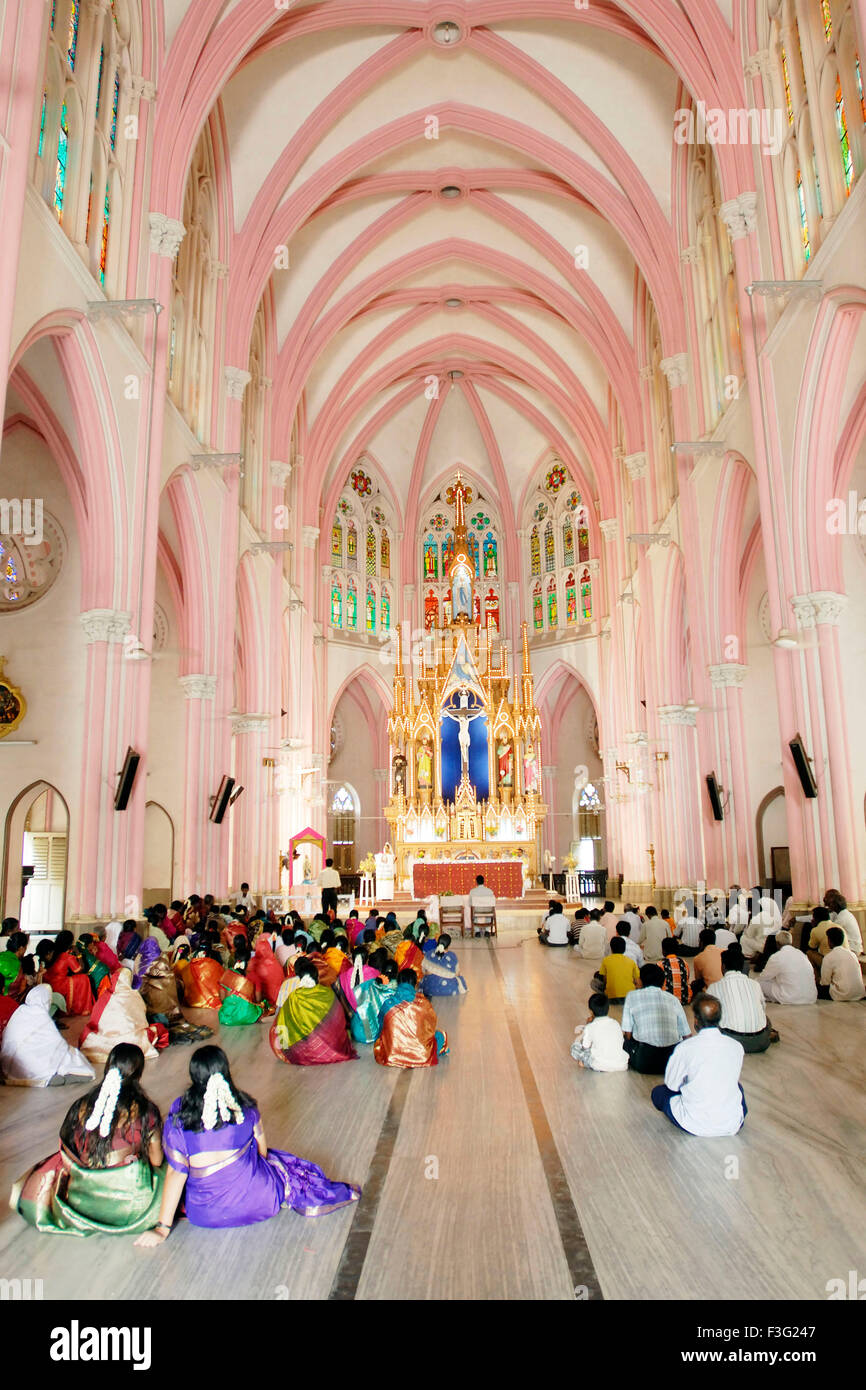 La Iglesia de Nuestra Señora de Lourdes, construido en 1840 es la réplica de la Basílica de Lourdes ; ; Tiruchirappalli Tamil Nadu Foto de stock