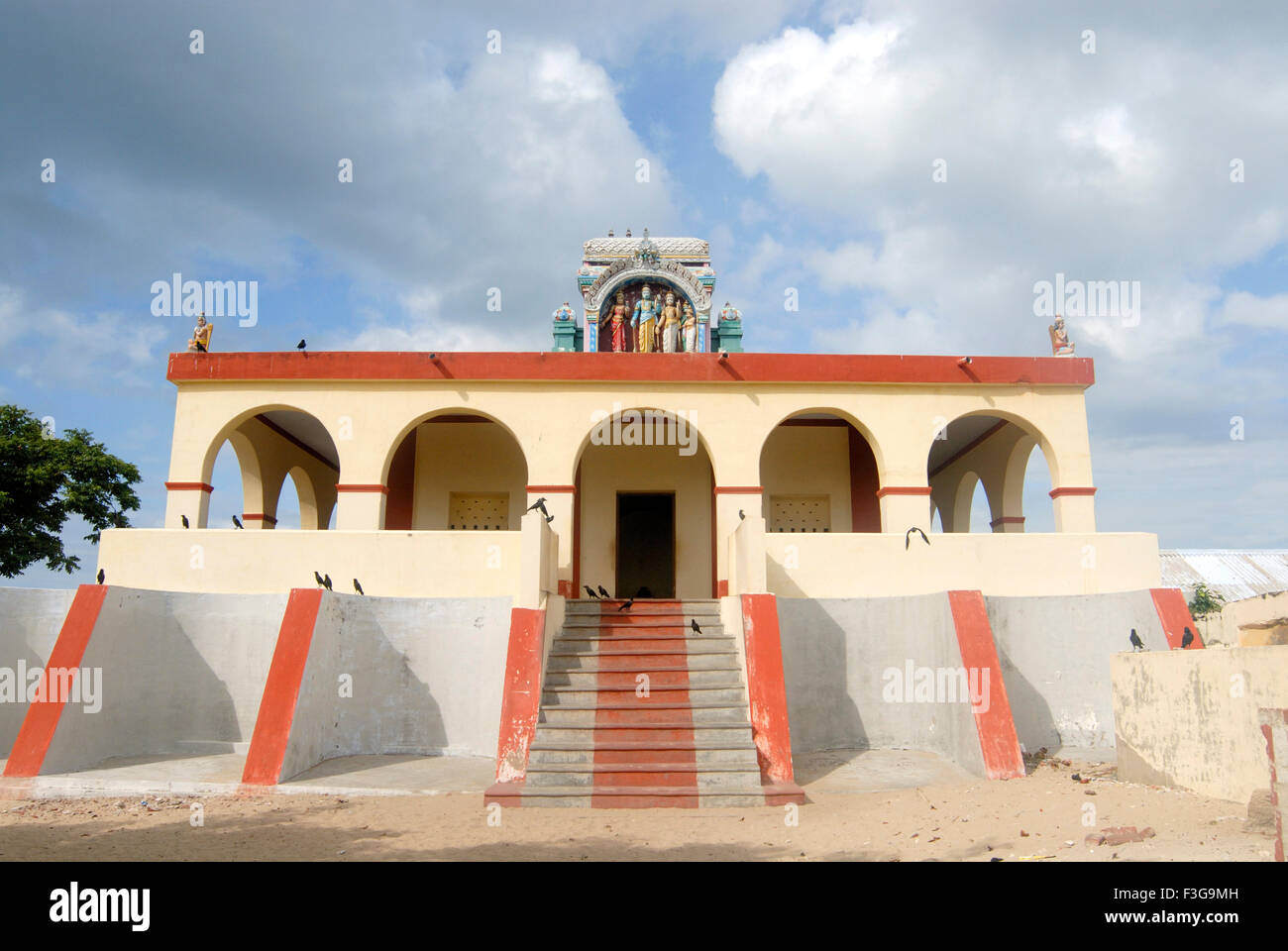 Templo Sri Kothandaramaswami ; aldea Dhanushkodi ;Char Dham ; de Tamil Nadu, India ; Foto de stock
