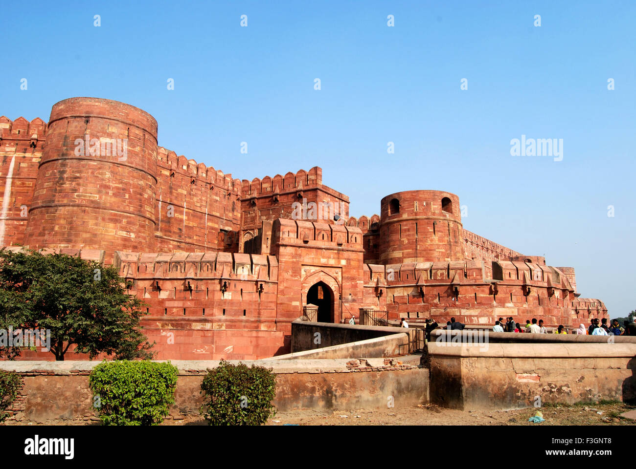 Amplio ángulo de Red Fort Agra ; ; ; en Uttar Pradesh, India Foto de stock