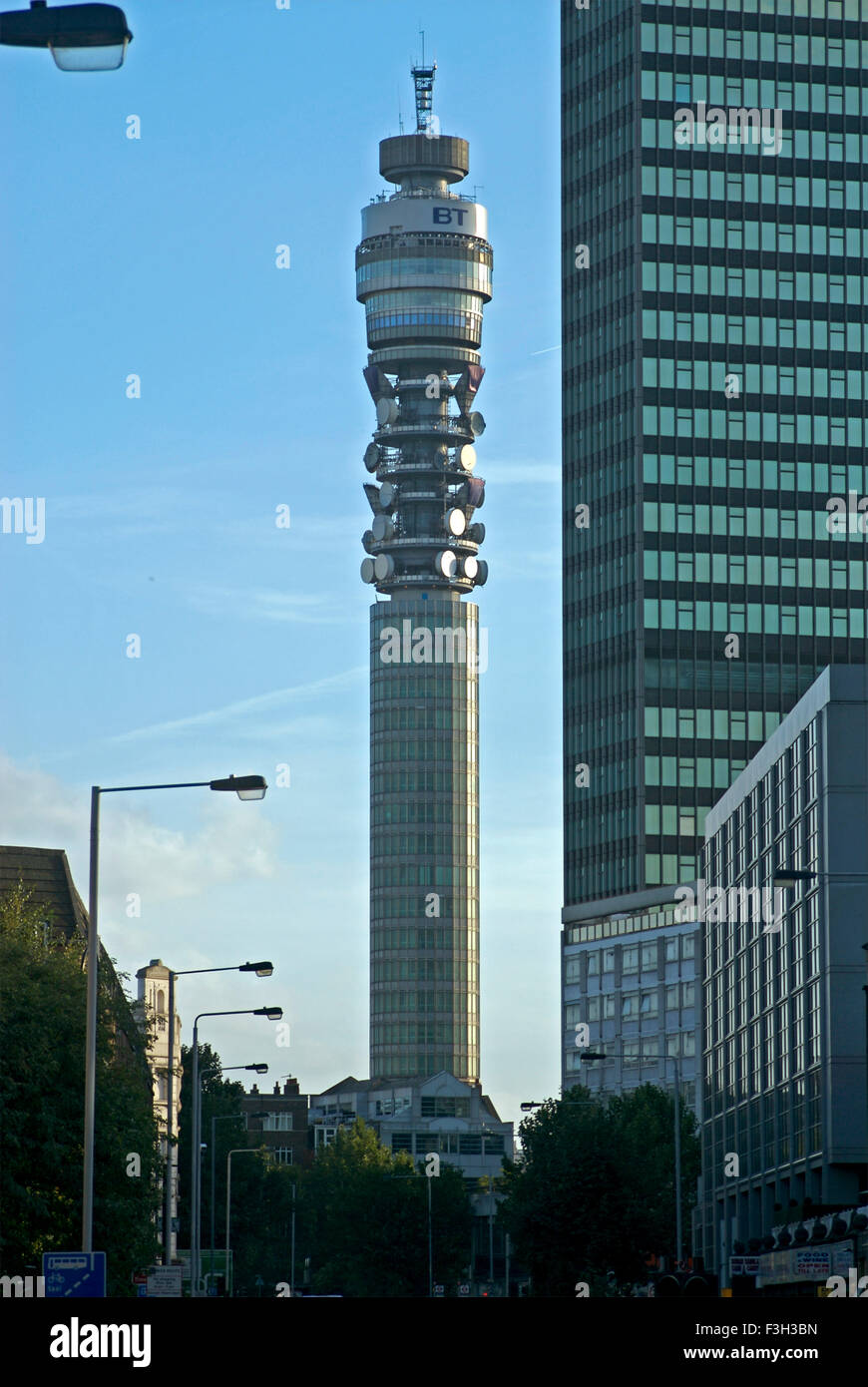 British Telecom Tower ; ; Londres Reino Unido Reino Unido Inglaterra Foto de stock