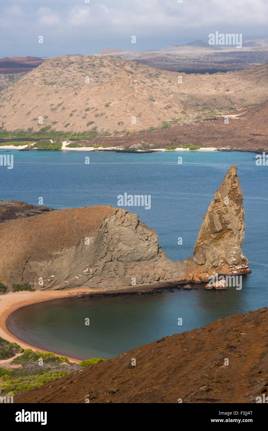 Paisaje de Isla Bartolome la clásica belleza de las Islas Galápagos, Ecuador en septiembre Foto de stock