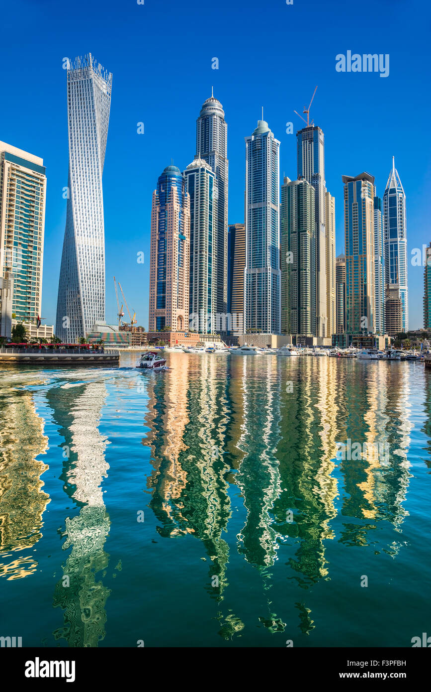 Rascacielos de Dubai Marina. Eau Foto de stock