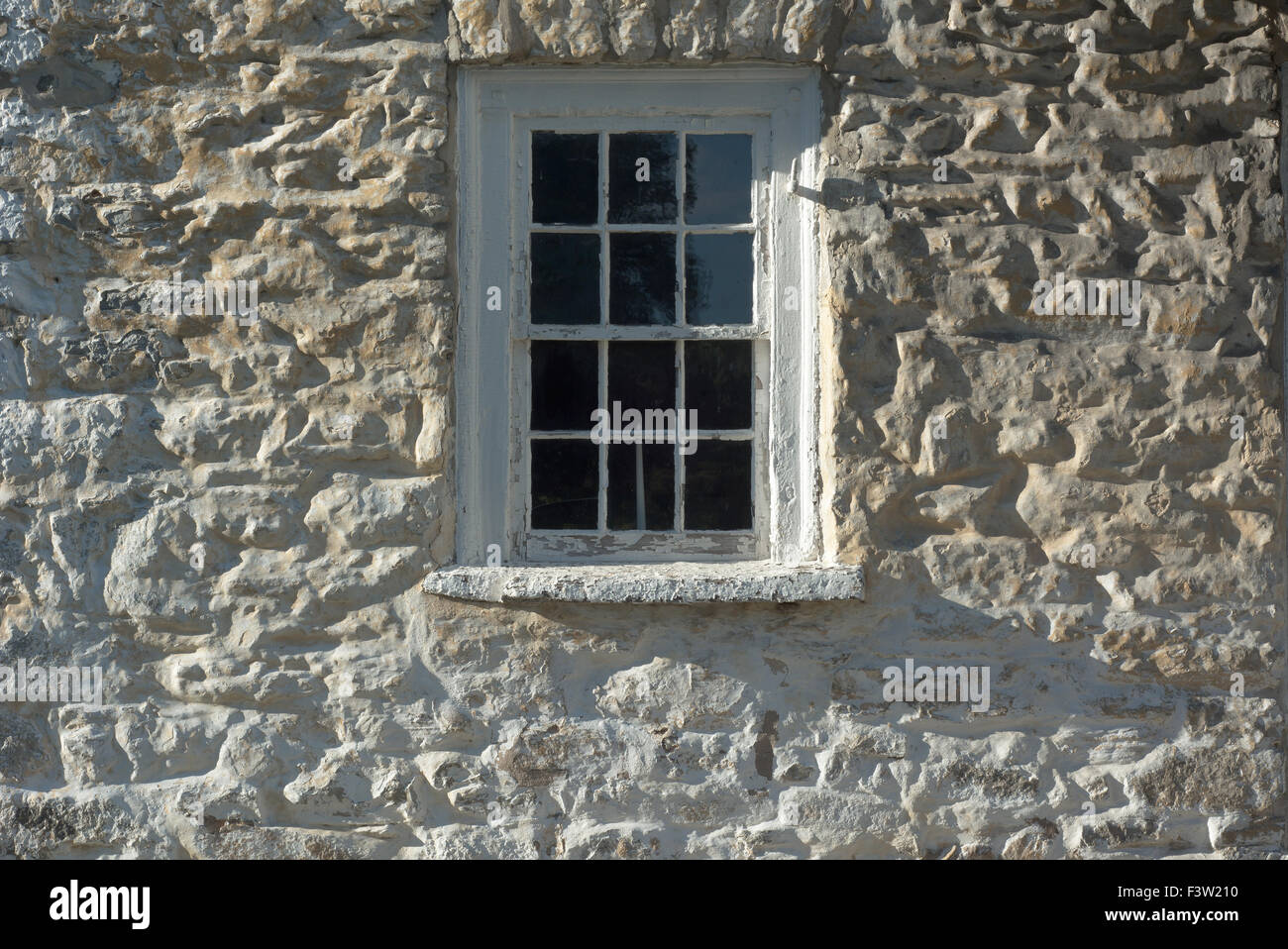 Detalle de los cuarteles de la guerra revolucionaria con ventana en Frederick Maryland Foto de stock