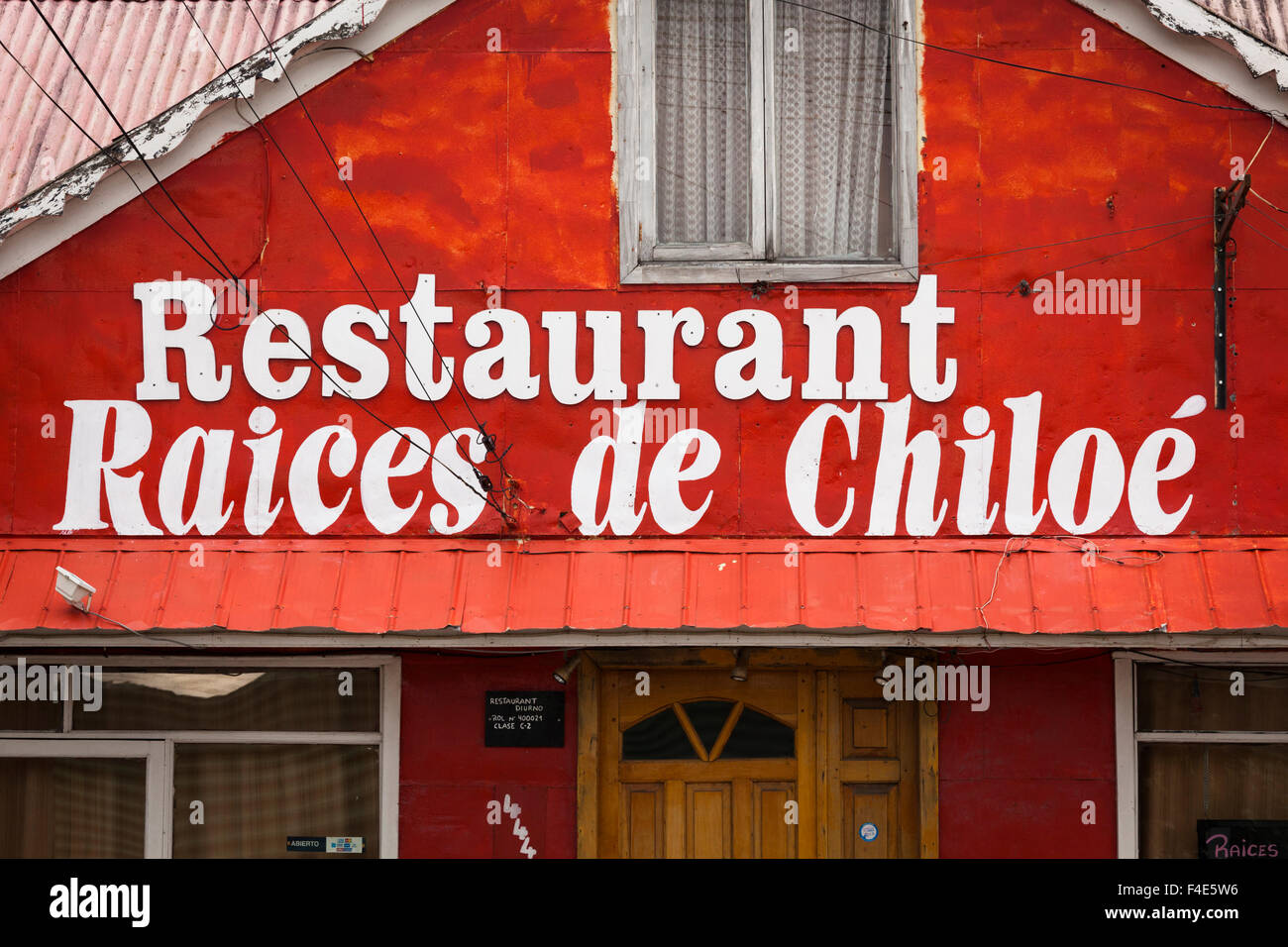 Patagonian restaurant fotografías e imágenes de alta resolución - Alamy