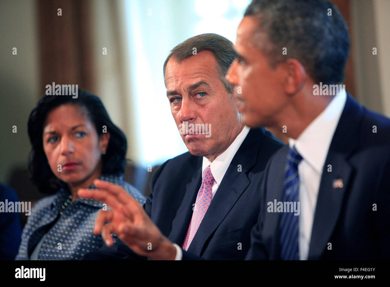 El presidente Barack Obama se reúne con los miembros del Congreso en la Sala del Gabinete de la Casa Blanca, 3 de septiembre de 2013. (De izquierda a derecha: La Embajadora Susan Rice, portavoz John Boehner, el presidente Obama). Foto de stock