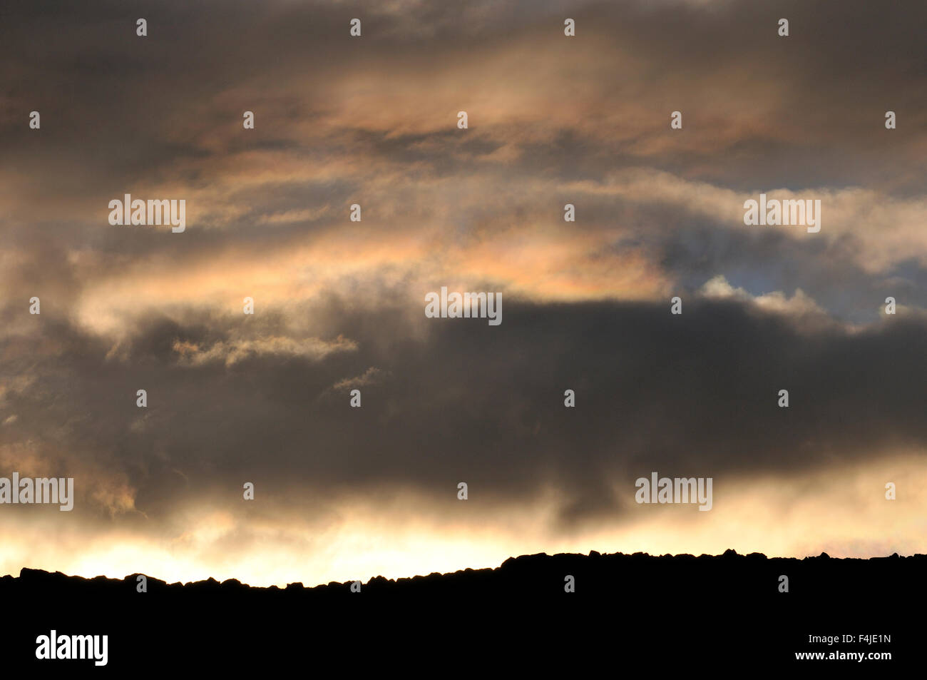Imagen en color nube Dalarna carácter horizontal Escandinavia Suecia sky weather Foto de stock