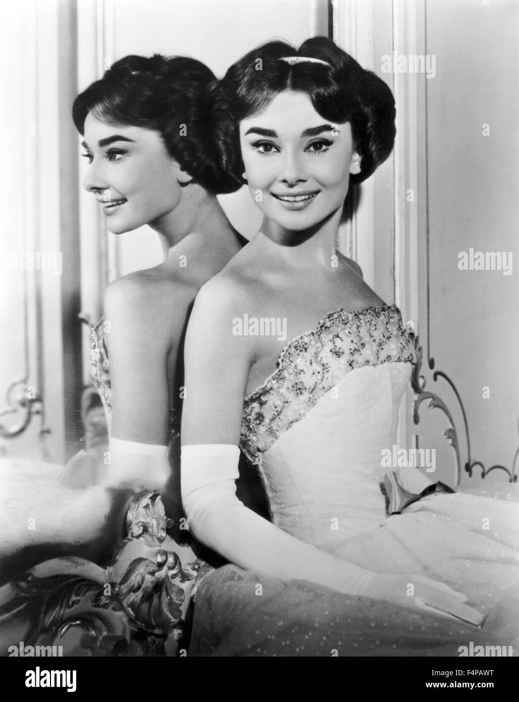 Audrey Hepburn / amor en la tarde de 1957 dirigida por Billy Wilder Foto de stock