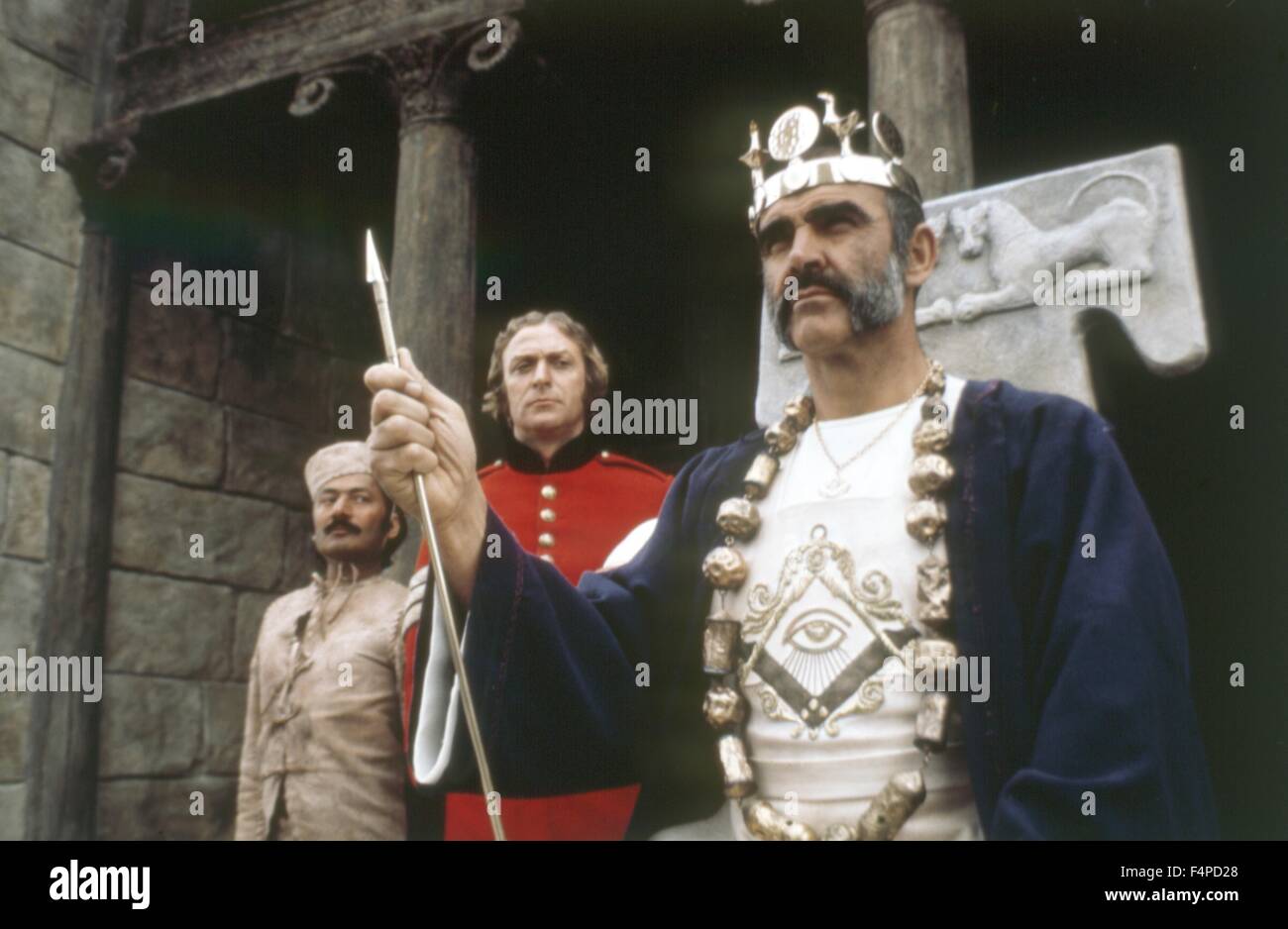 Michael Caine, Sean Connery / El hombre que sería Rey de 1975 dirigida por John Huston Foto de stock