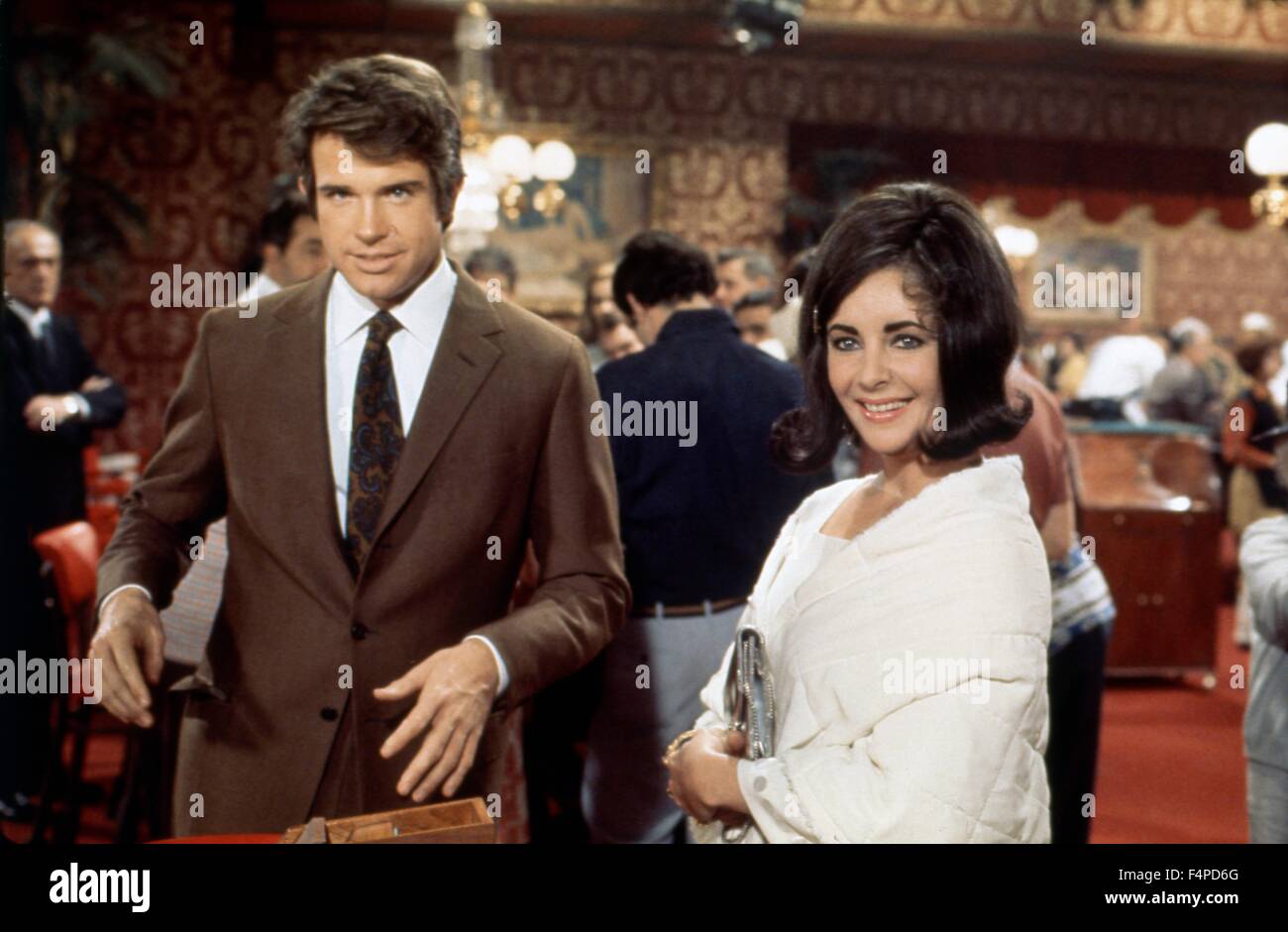Warren Beatty, Elizabeth Taylor / El único juego en la ciudad de 1970 dirigida por George Stevens Foto de stock
