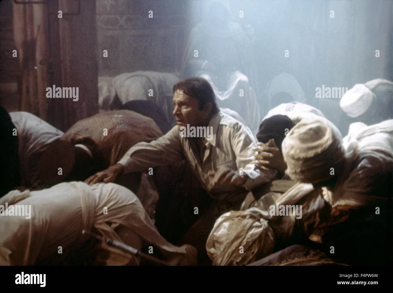 Richard Burton / Exorcista II: El Hereje / 1977 dirigida por John Boorman [Imágenes] Warner Bros. Foto de stock
