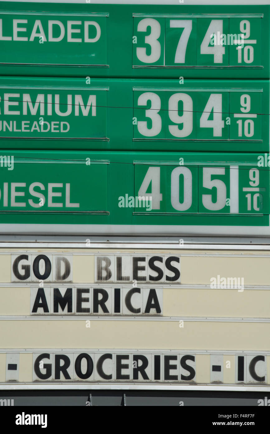 Estados Unidos, Montana, Gardiner, Gasolinera Foto de stock