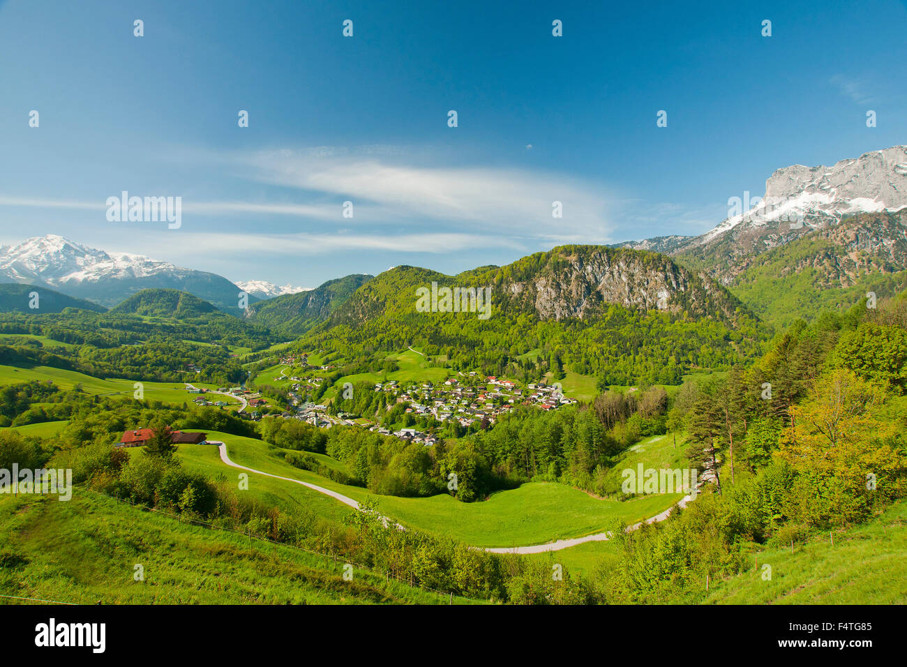 Baviera, Alemania, Berchtesgaden, Alta Baviera país, Berchtesgaden, Markt Schellenberg, Marktschellenberg, Scheffau, sky, blu Foto de stock