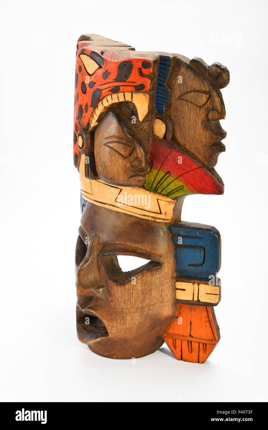 Una máscara azteca fotografías e imágenes de alta resolución - Página 9 -  Alamy