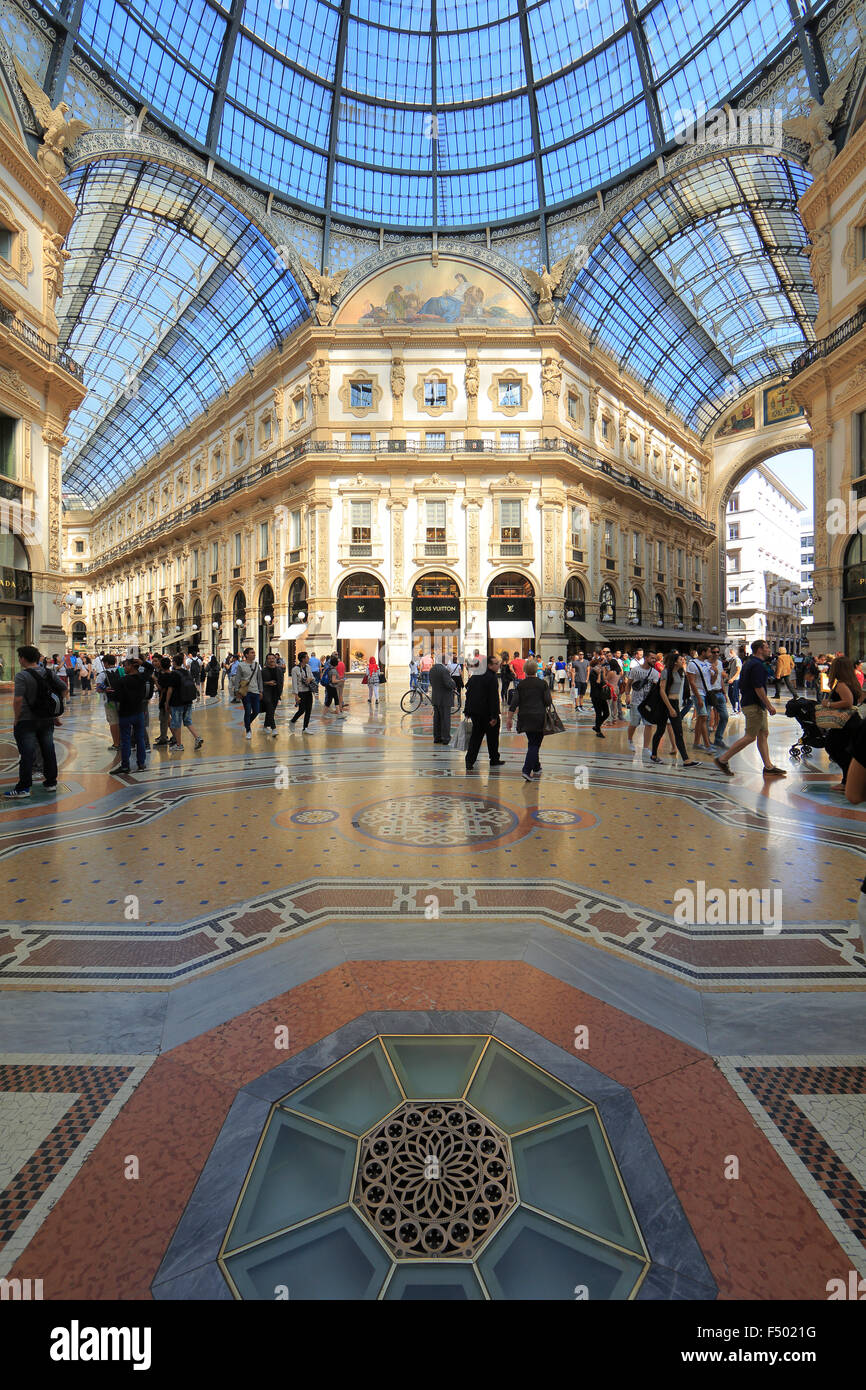 La Galleria Vittorio Emanuele II, galería, Milano, Milán, Lombardía, Lombardía, Italia Foto de stock