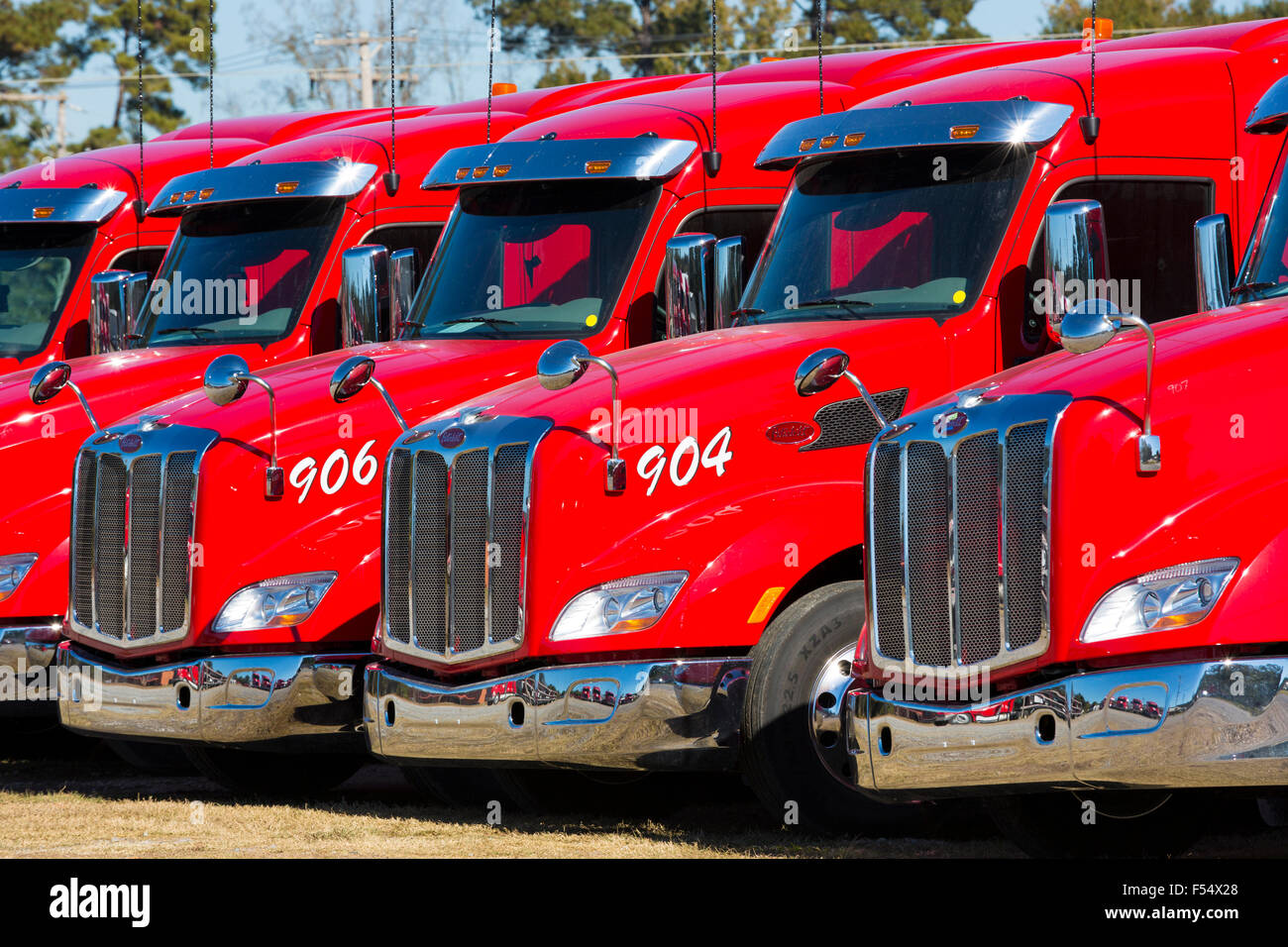 Motores y cabinas de camiones Peterbilt utilizado para transporte